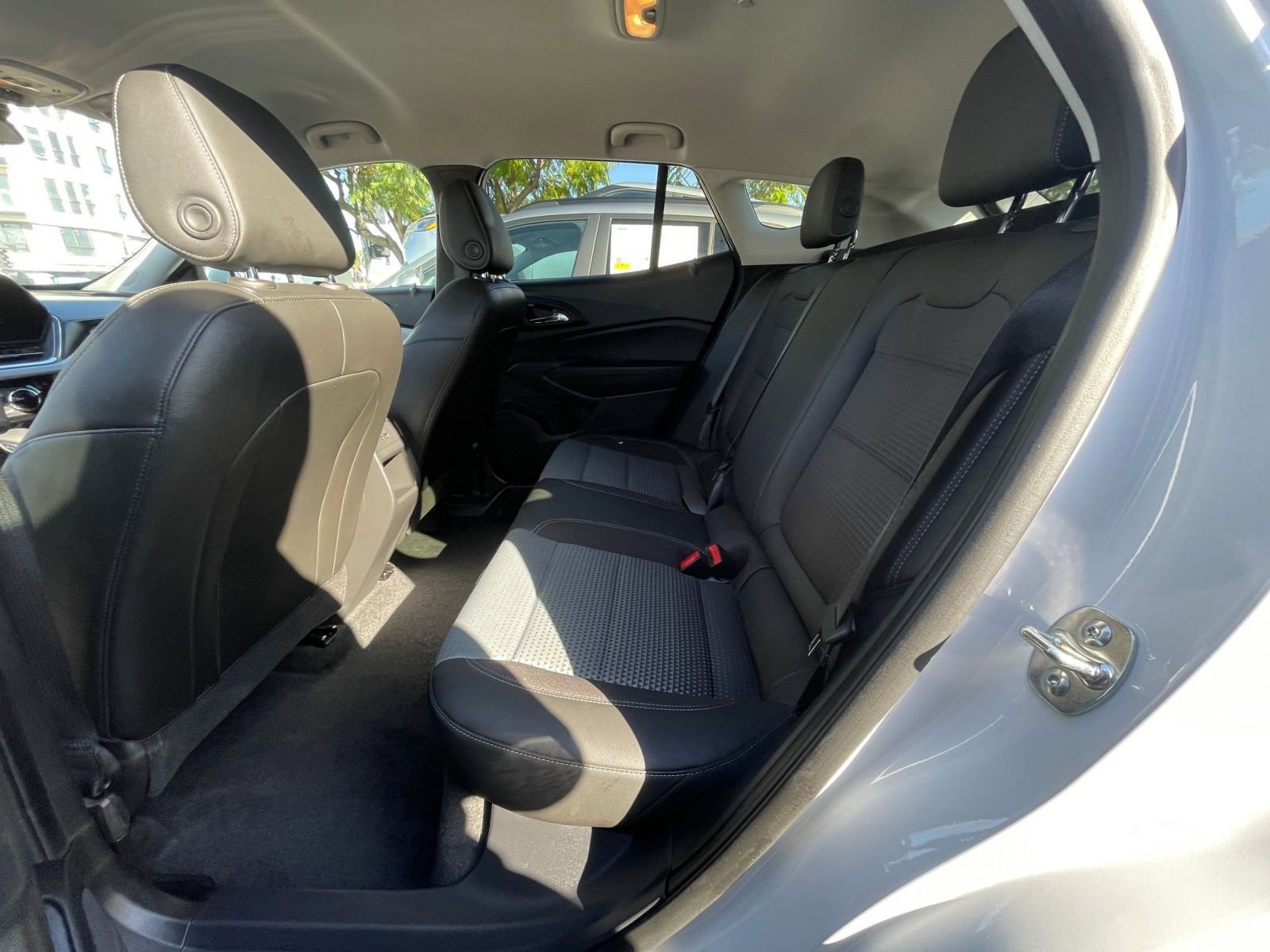 Thumbnail: 2025 Chevrolet Trax - 29