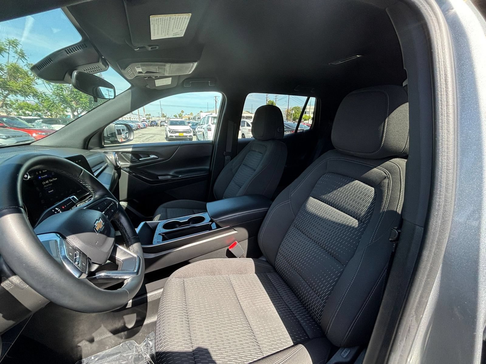 Thumbnail: 2025 Chevrolet Equinox - 28