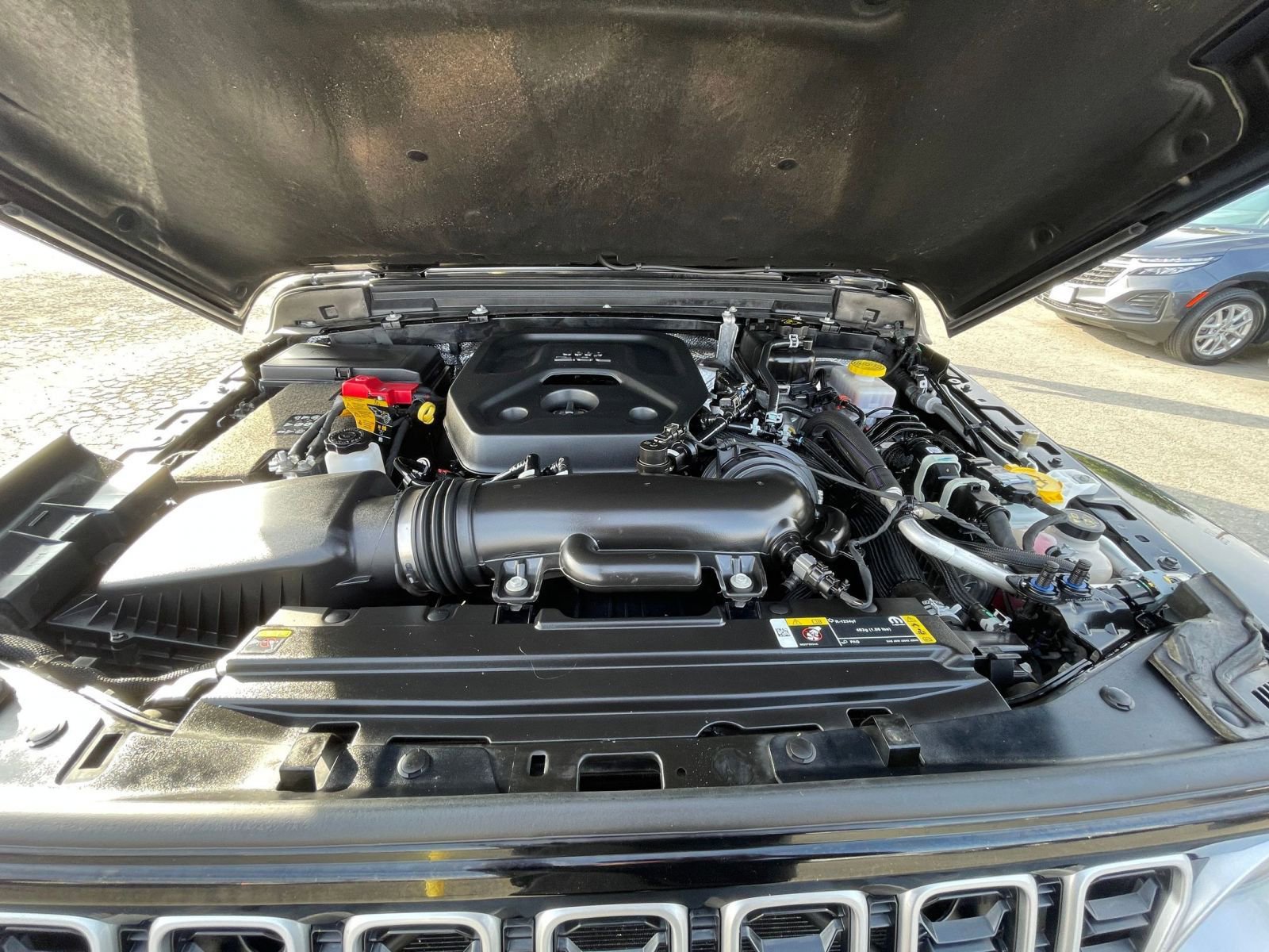 Thumbnail: 2025 Jeep Wrangler - 32