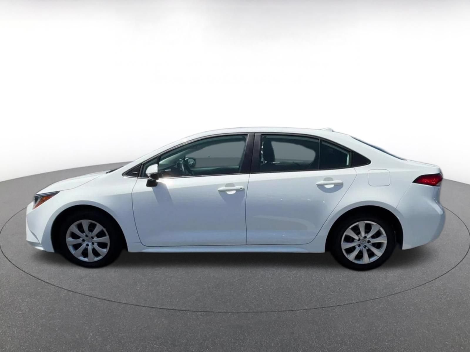 Thumbnail: 2025 Toyota Corolla - 9