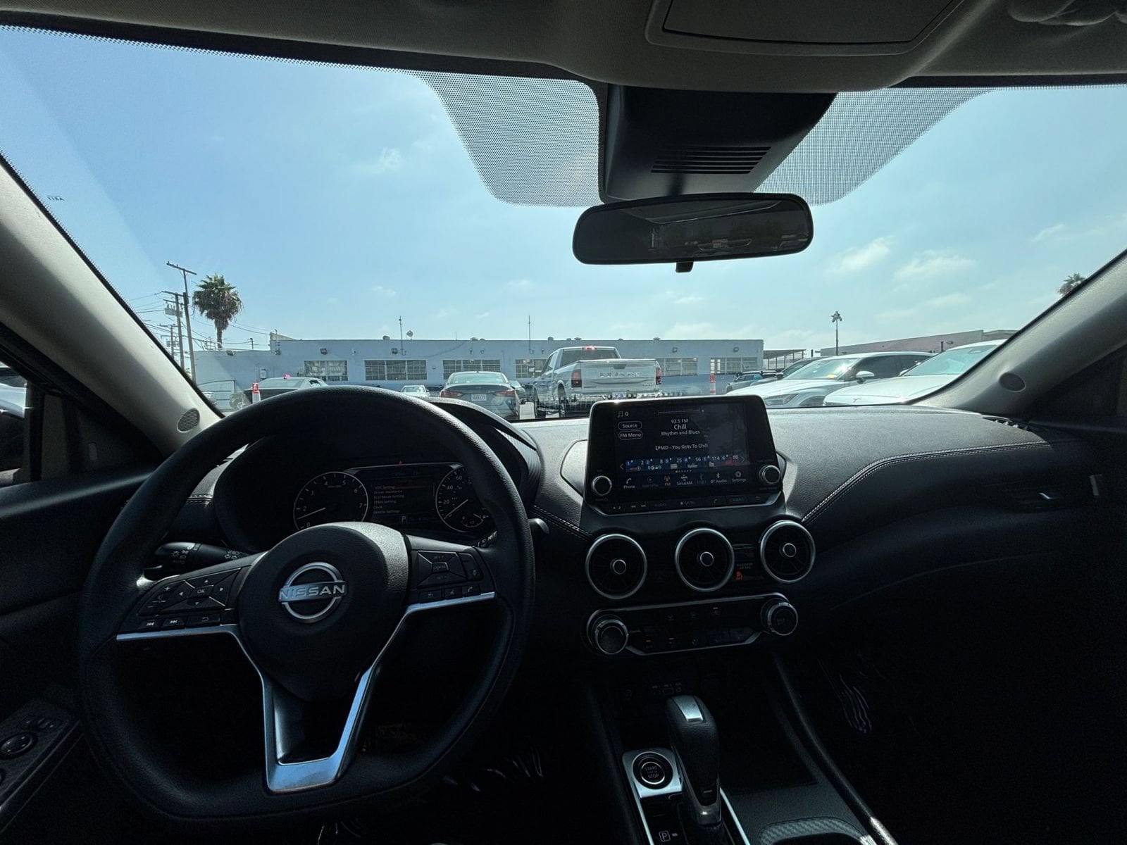 2025 Nissan Sentra SV - Photo 32