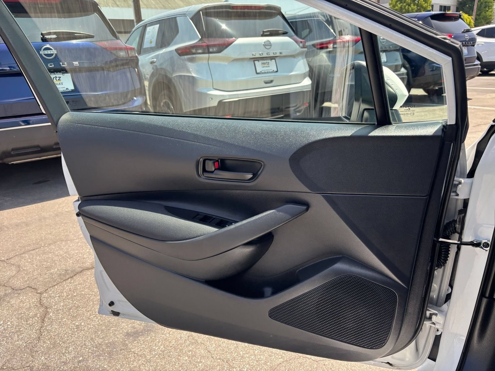 Thumbnail: 2025 Toyota Corolla - 18