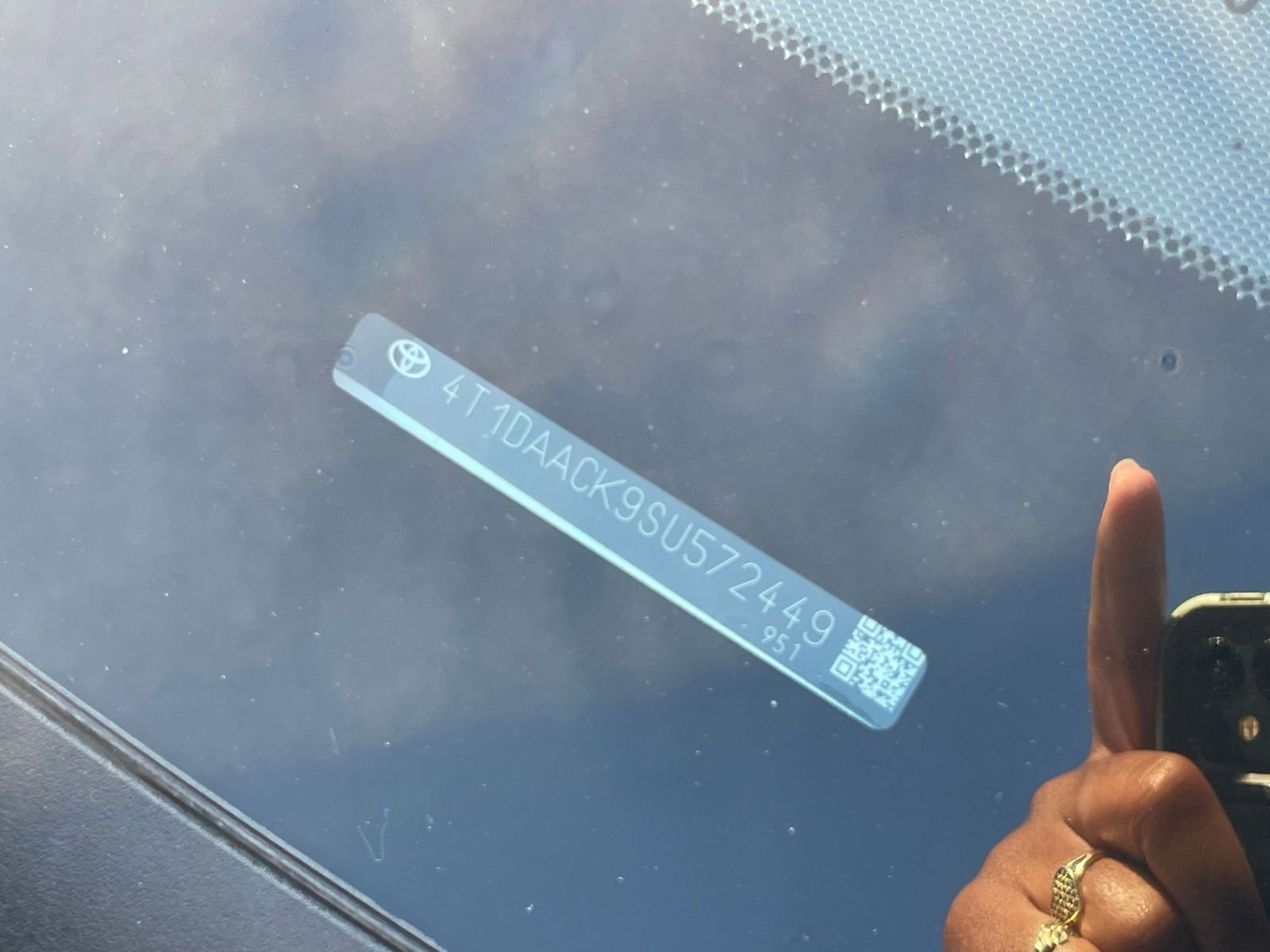 Thumbnail: 2025 Toyota Camry - 29