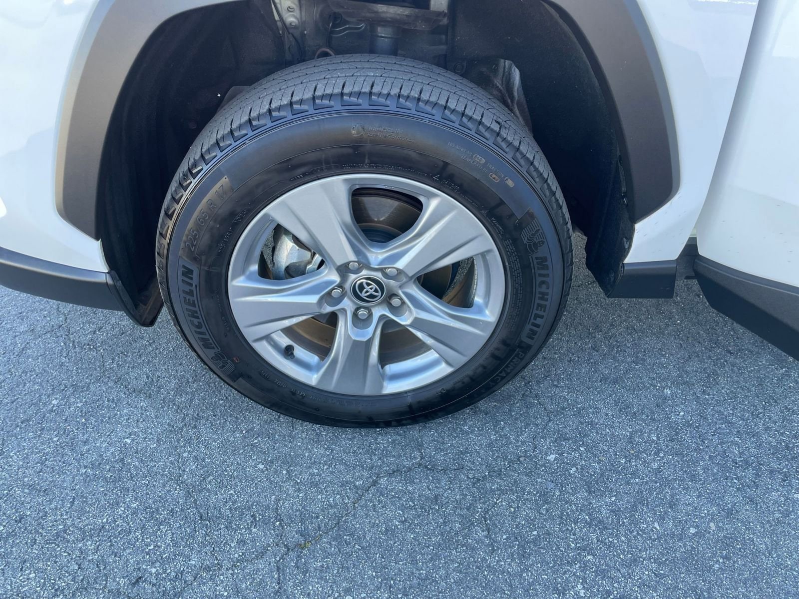 Thumbnail: 2025 Toyota RAV4 - 30