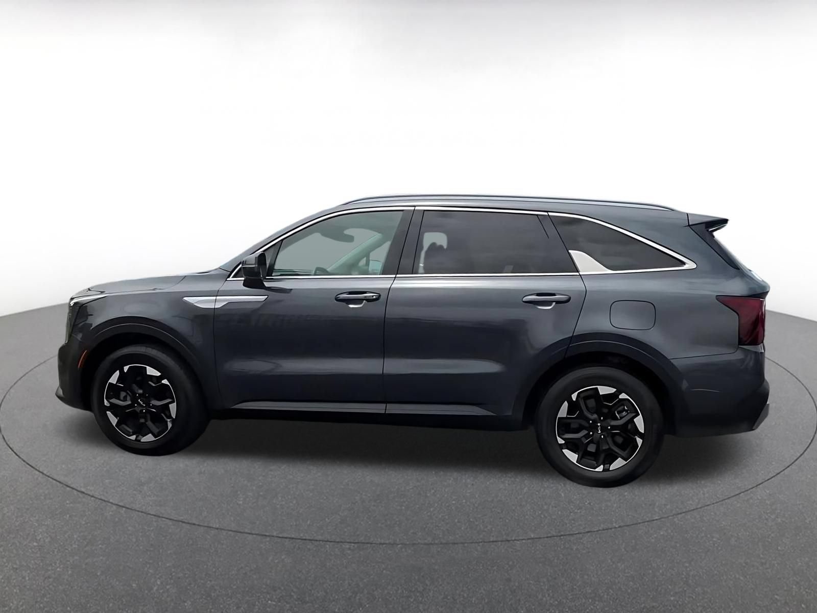 Thumbnail: 2024 Kia Sorento - 9