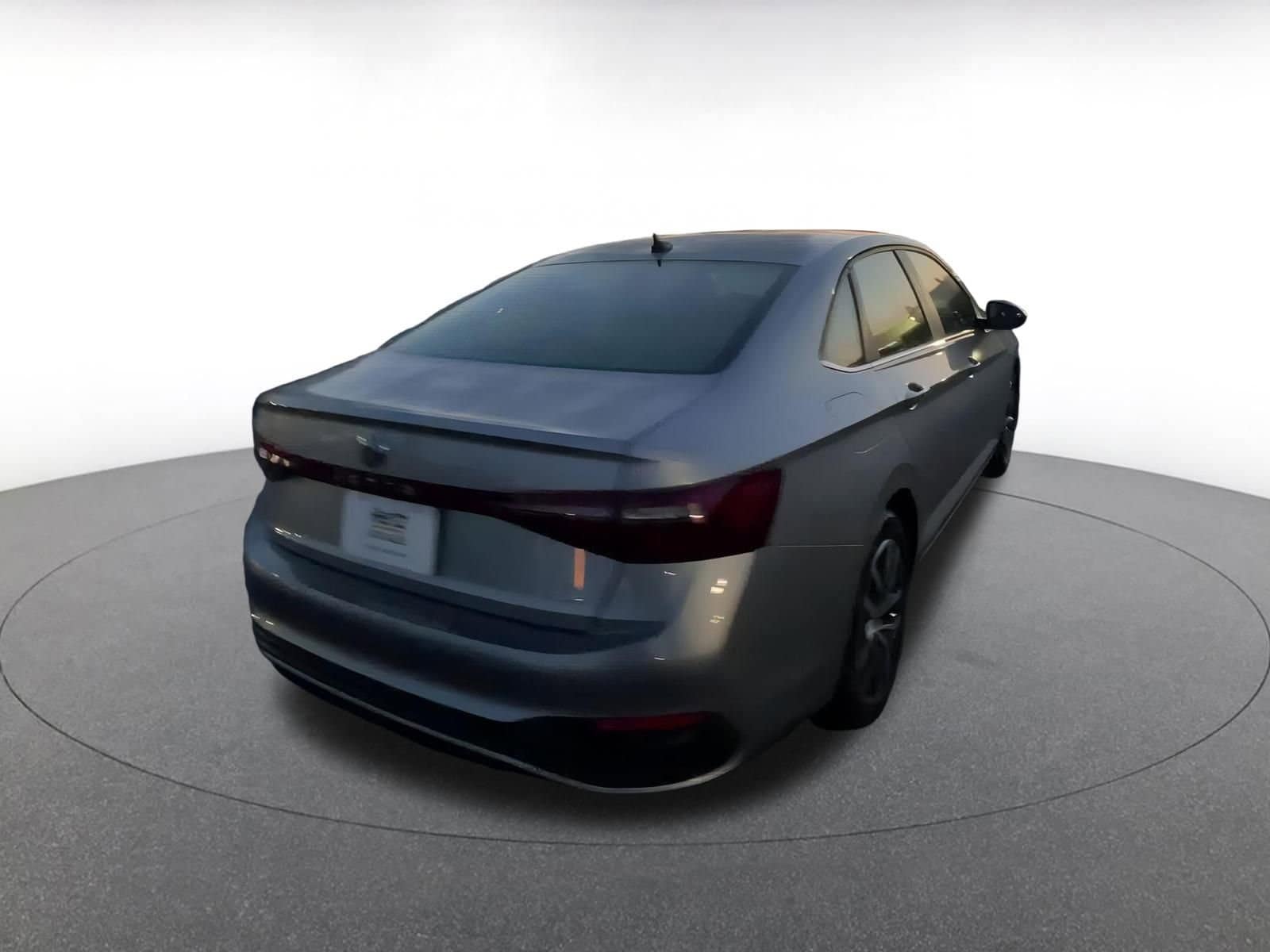 Thumbnail: 2025 Volkswagen Jetta - 14