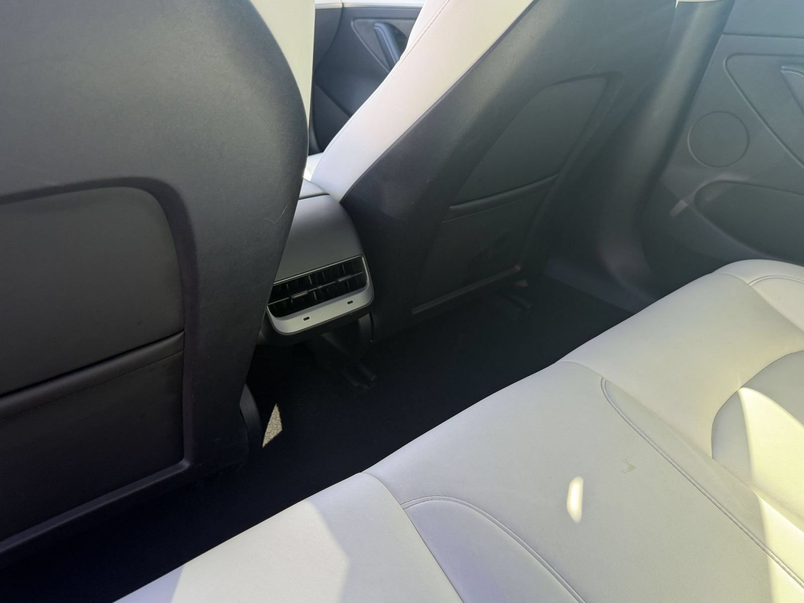 Thumbnail: 2022 Tesla Model 3 - 30