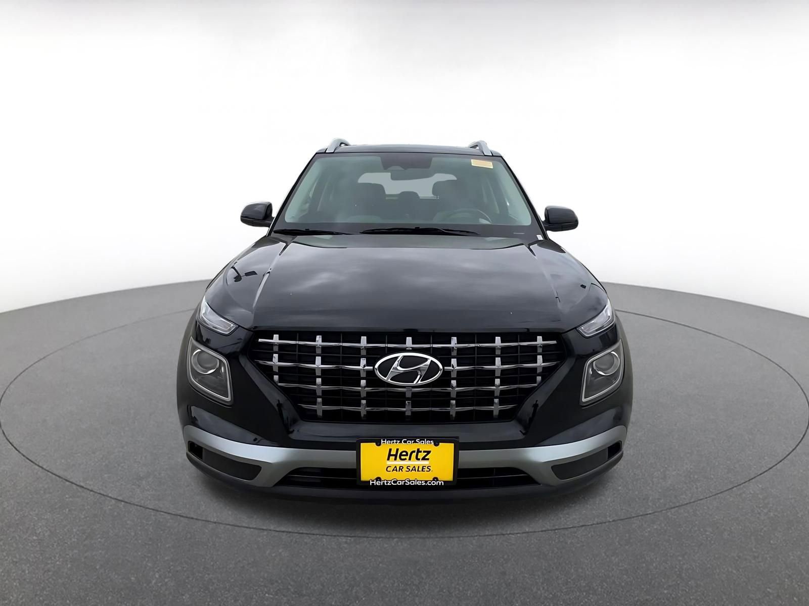 Thumbnail: 2025 Hyundai Venue - 3