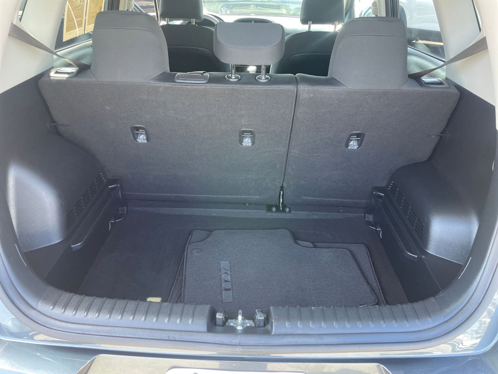 Thumbnail: 2025 Kia Soul - 31