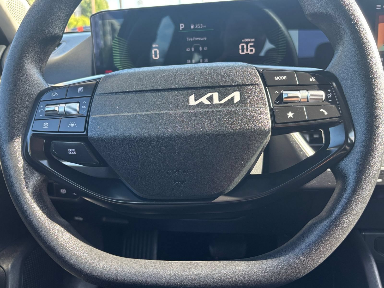 Thumbnail: 2025 Kia K4 - 28