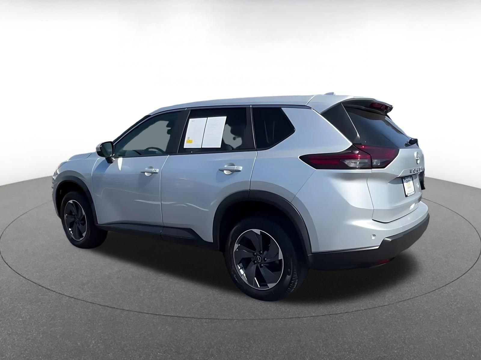 Thumbnail: 2025 Nissan Rogue - 10
