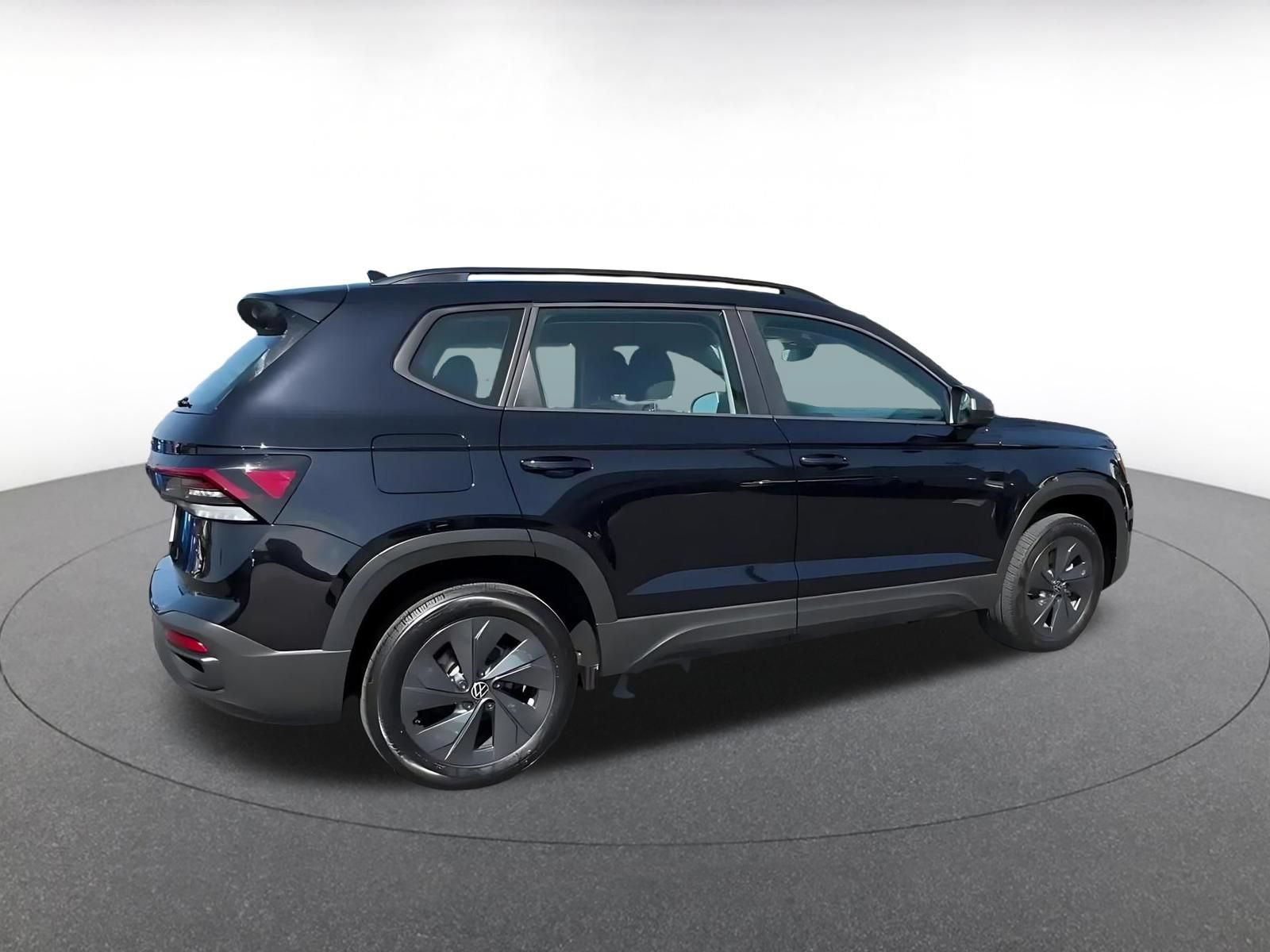 Thumbnail: 2026 Volkswagen Taos - 15