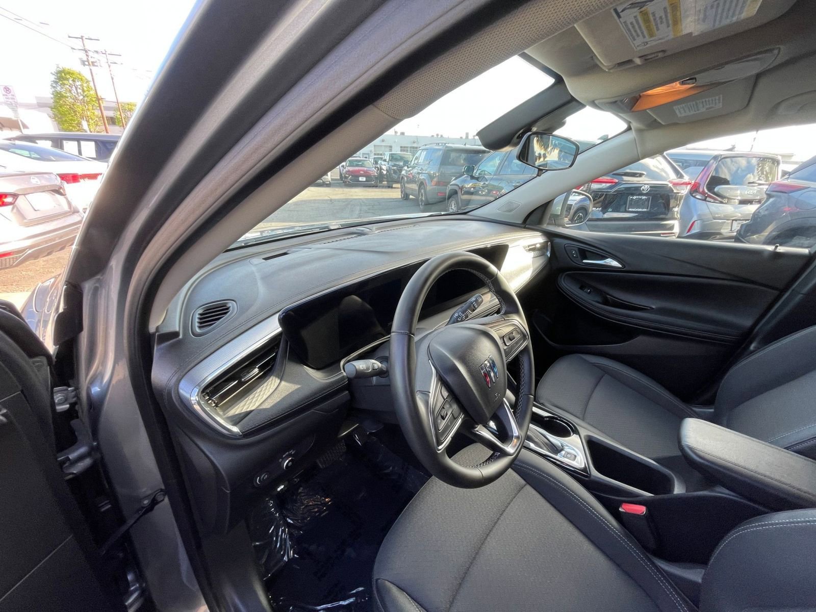 Thumbnail: 2025 Buick Encore GX - 34