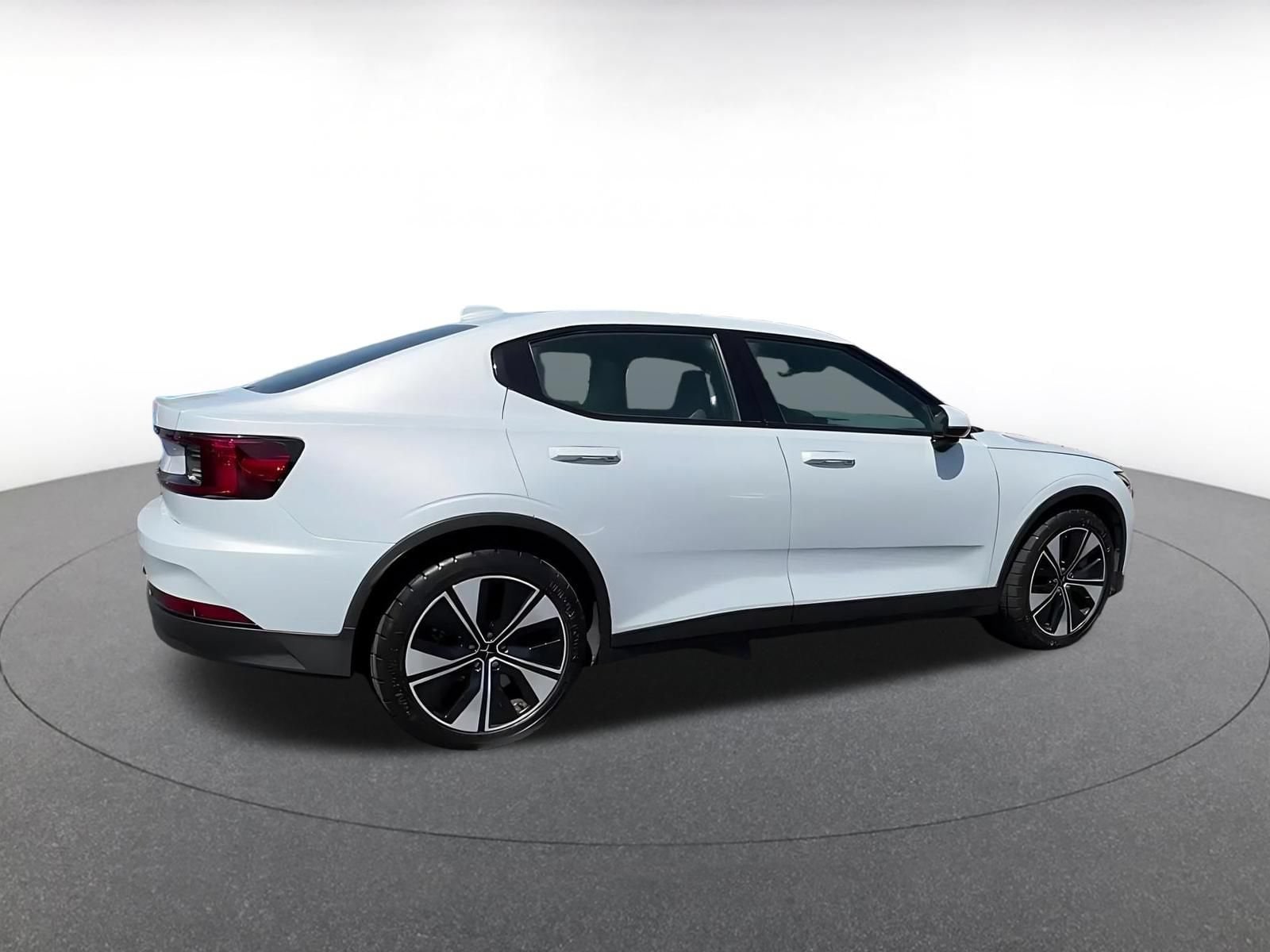 Thumbnail: 2023 Polestar 2 - 14
