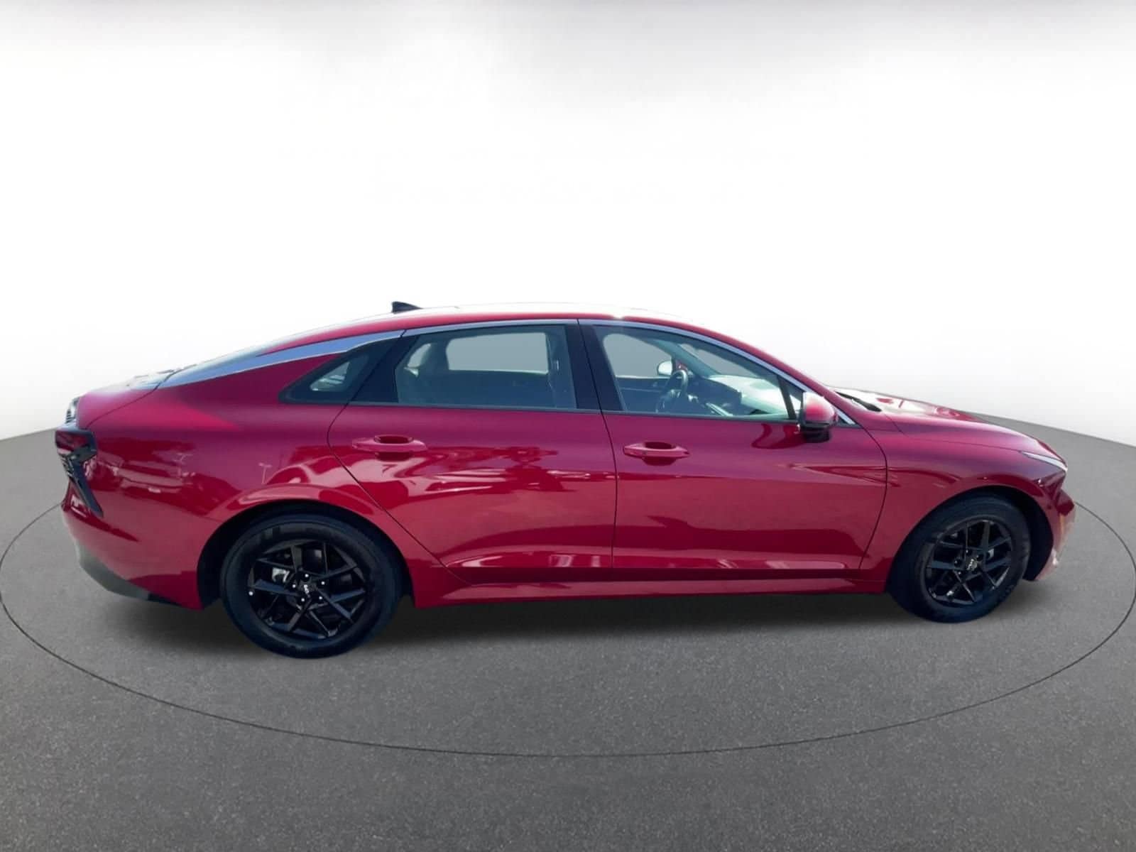 Thumbnail: 2025 Kia K5 - 16