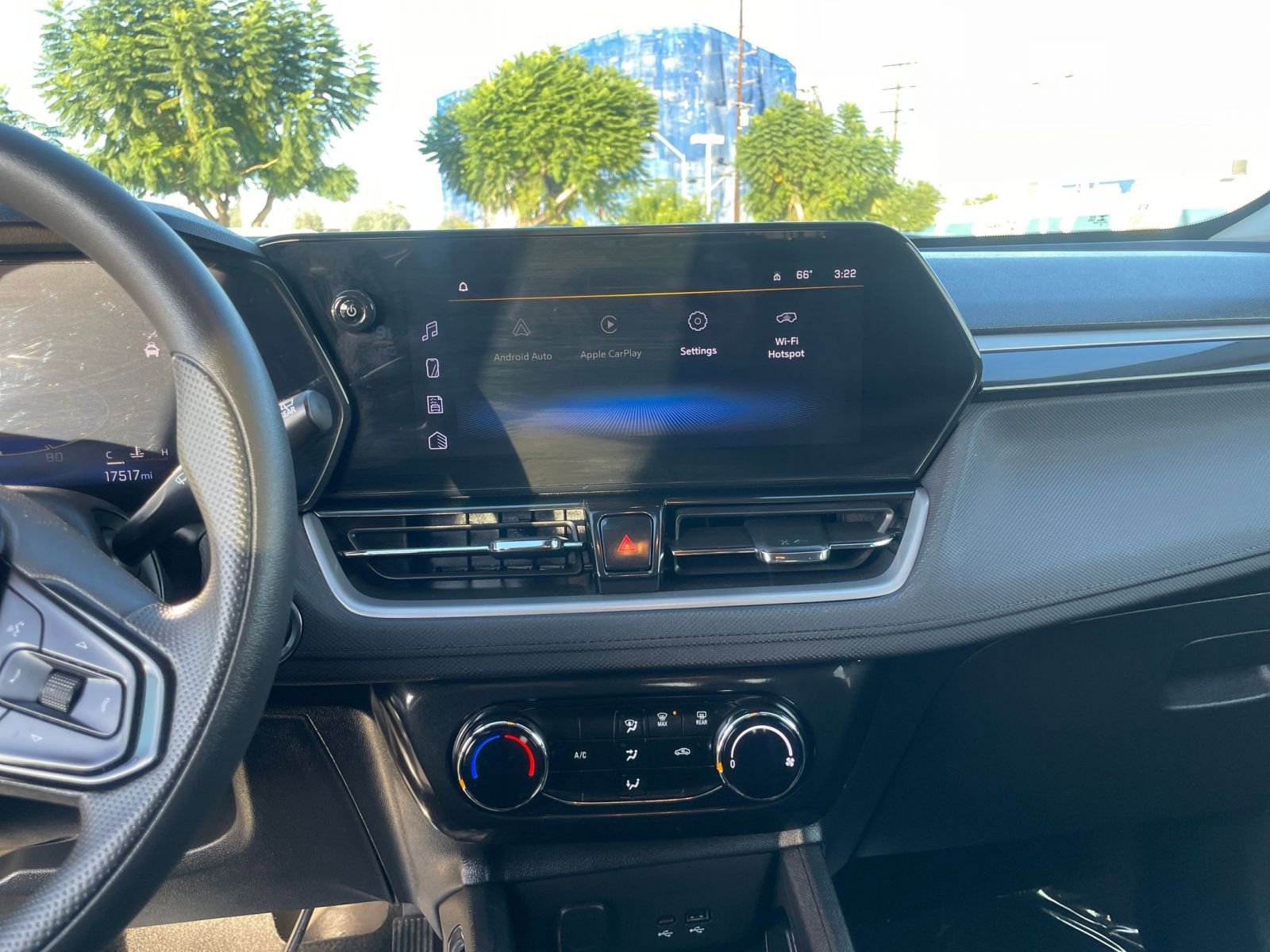 Thumbnail: 2025 Chevrolet TrailBlazer - 18