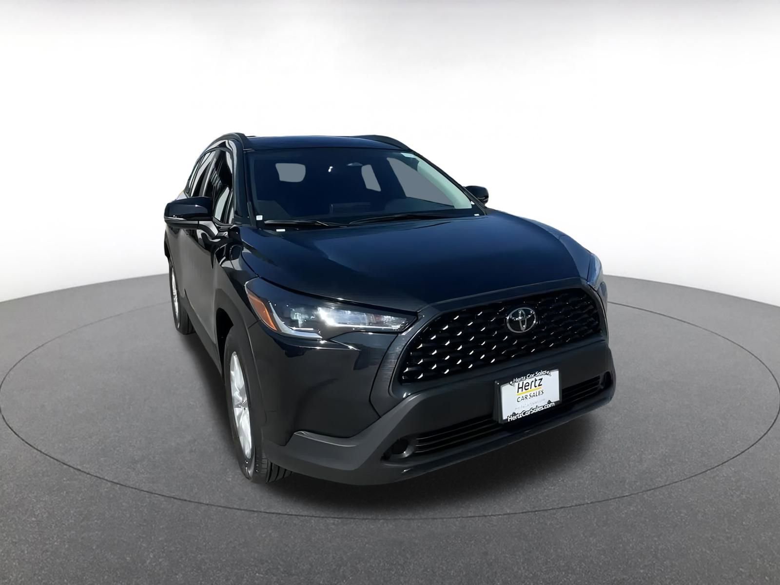 Thumbnail: 2025 Toyota Corolla Cross - 3