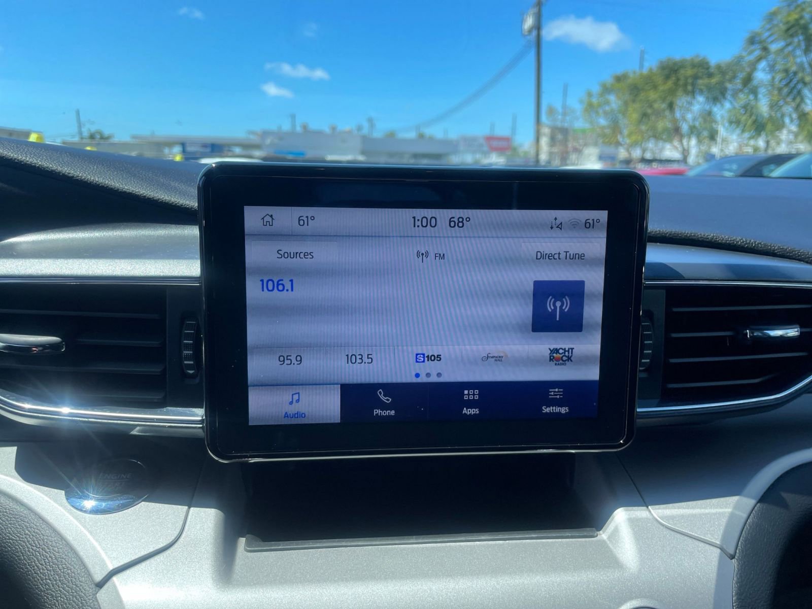 Thumbnail: 2024 Ford Explorer - 20