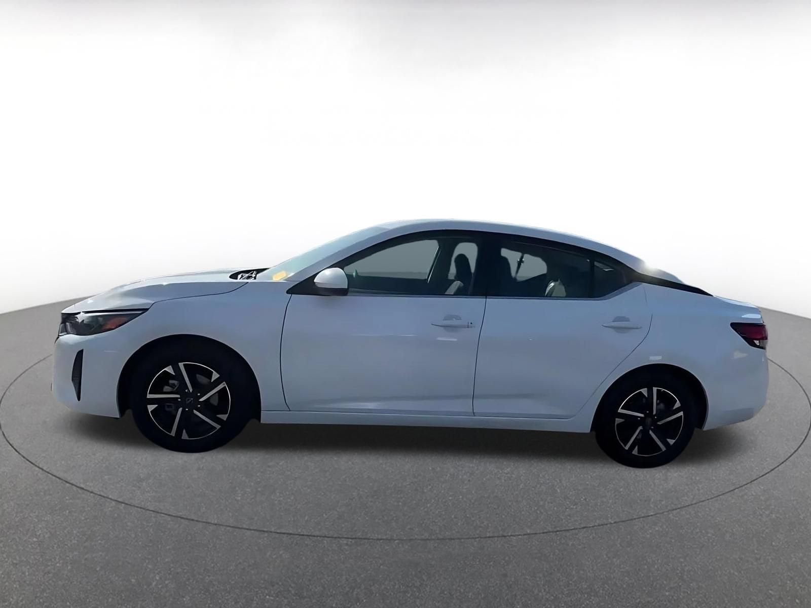 Thumbnail: 2025 Nissan Sentra - 8