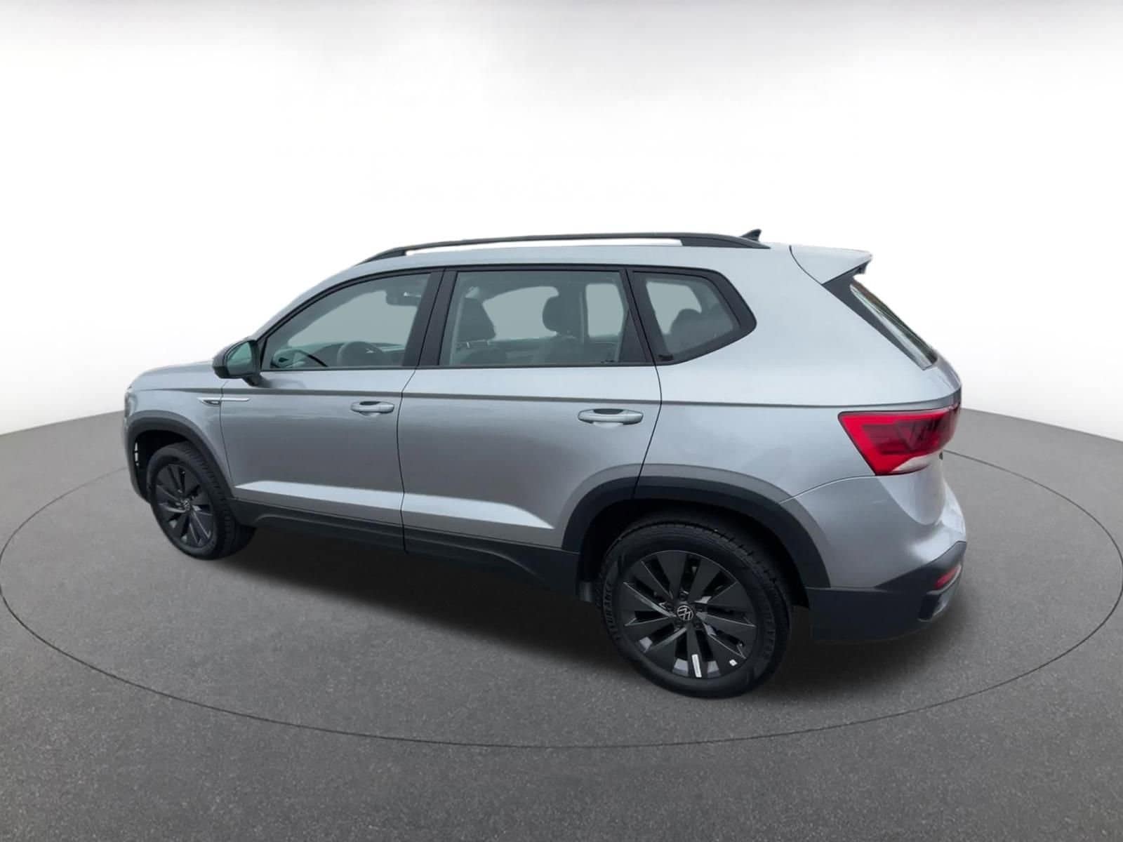 2024 Volkswagen Taos S 10