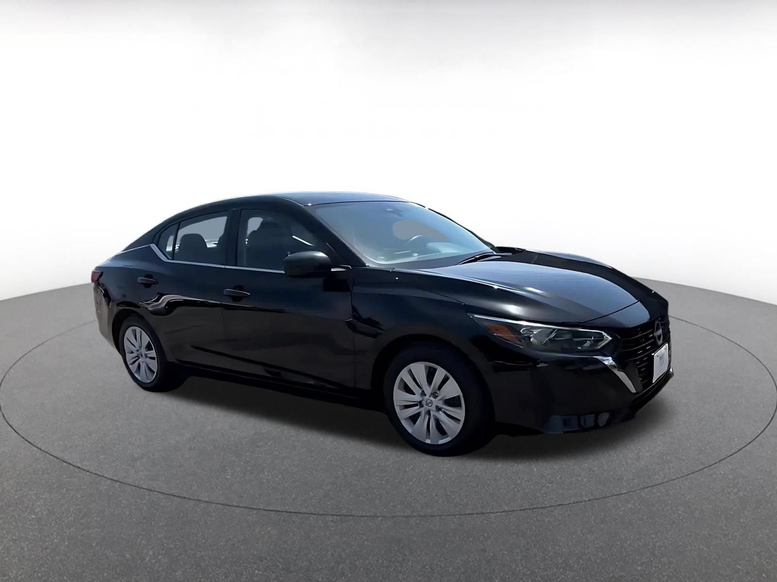 Thumbnail: 2025 Nissan Sentra - 2