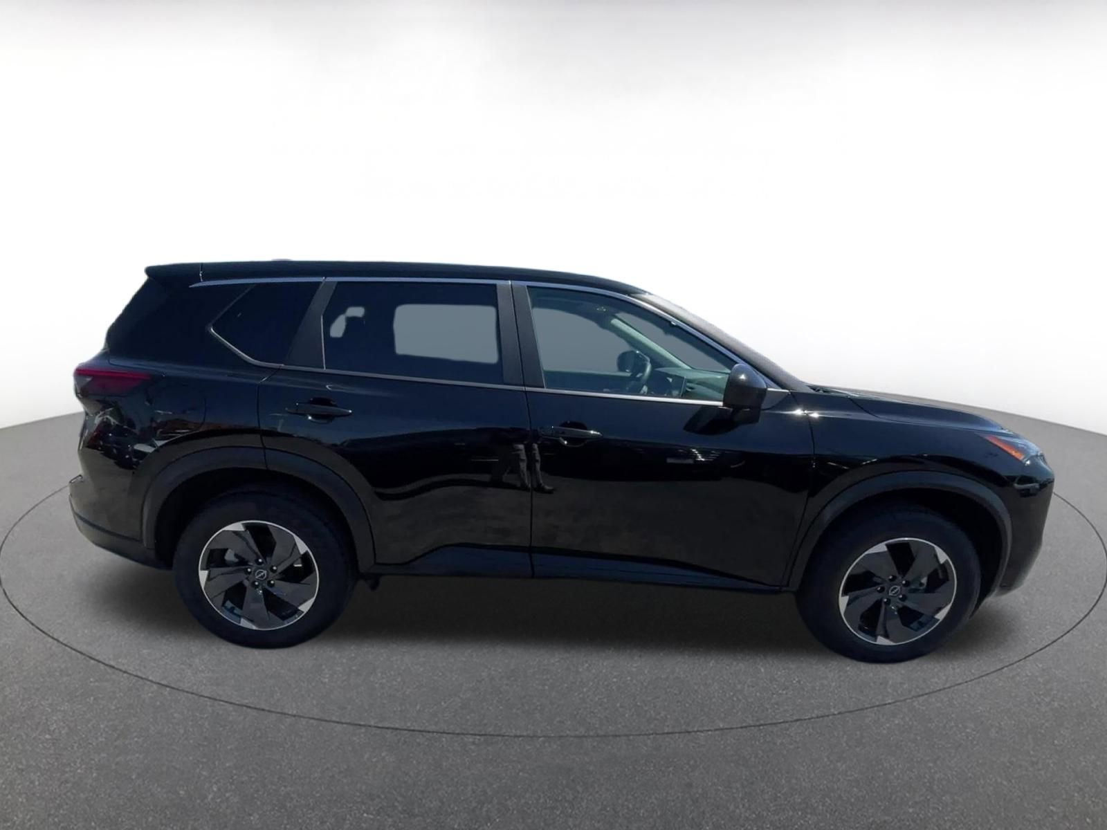 Thumbnail: 2024 Nissan Rogue - 16