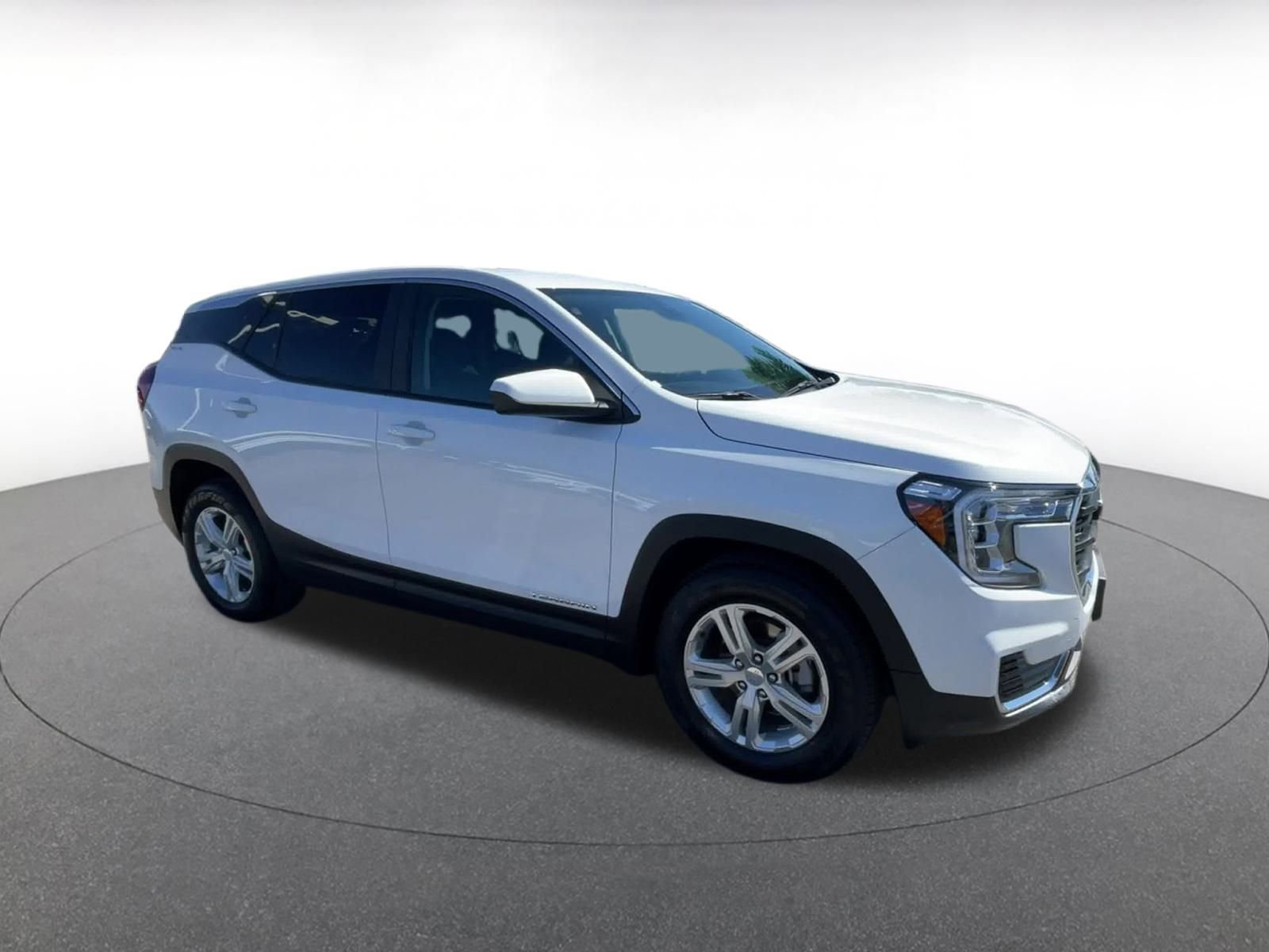 Thumbnail: 2024 GMC Terrain - 2