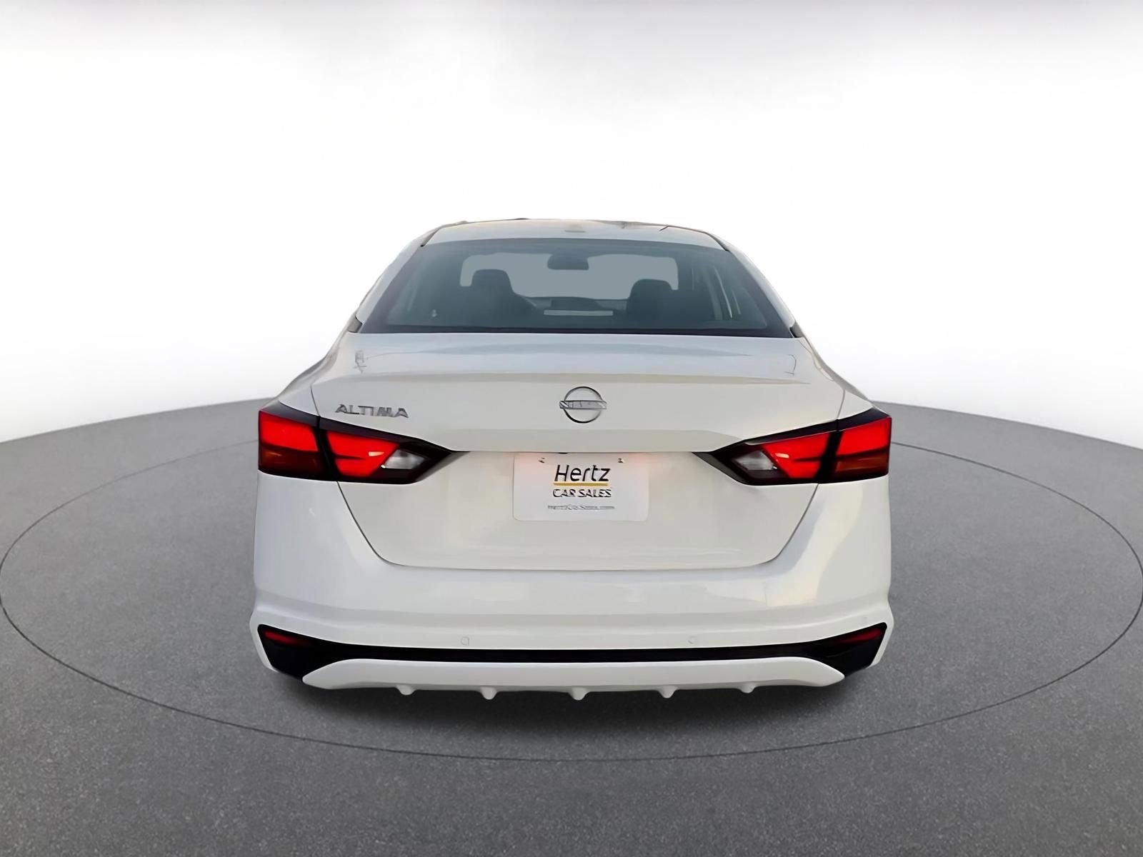 Thumbnail: 2025 Nissan Altima - 12