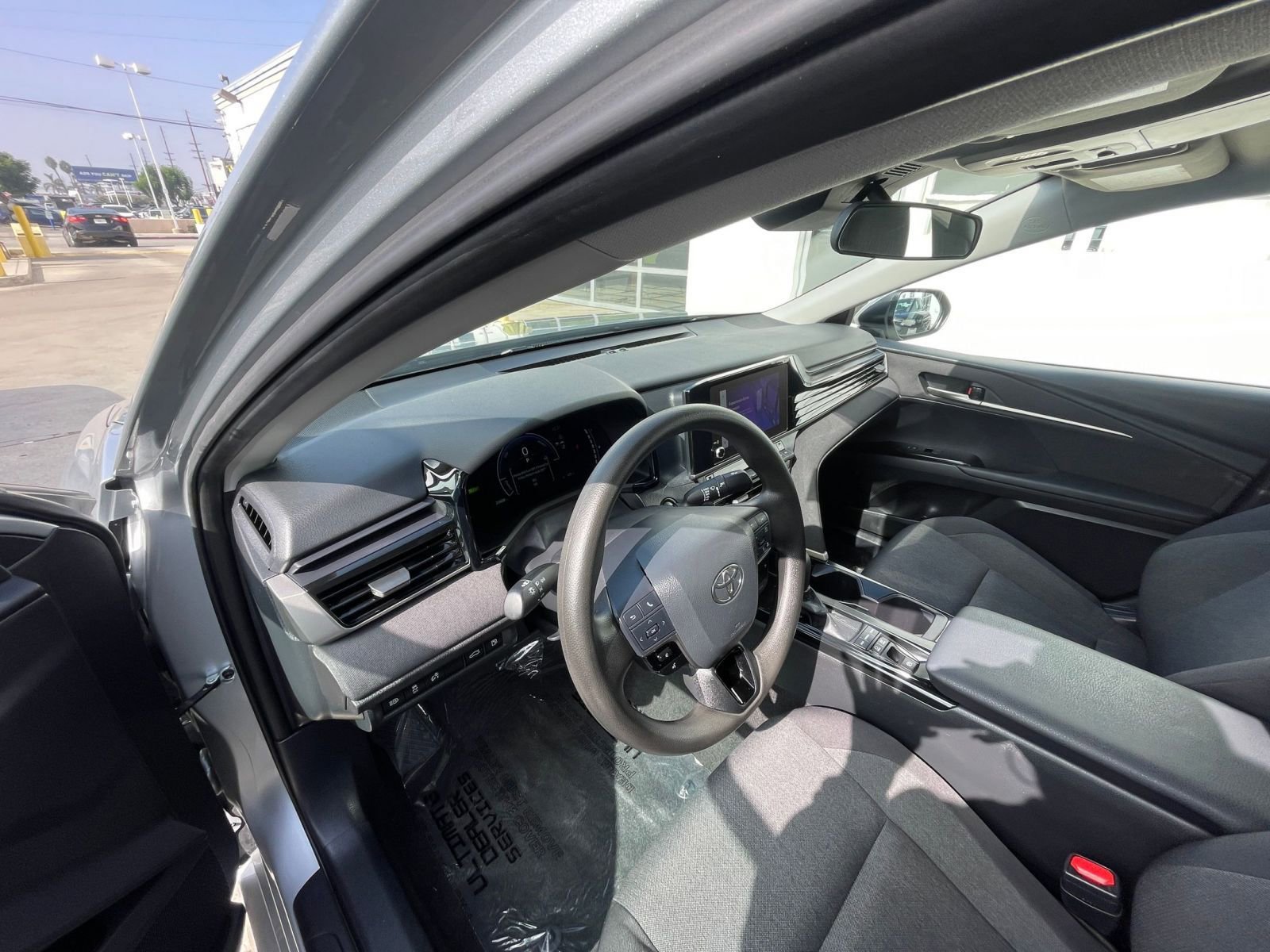 Thumbnail: 2025 Toyota Camry - 34