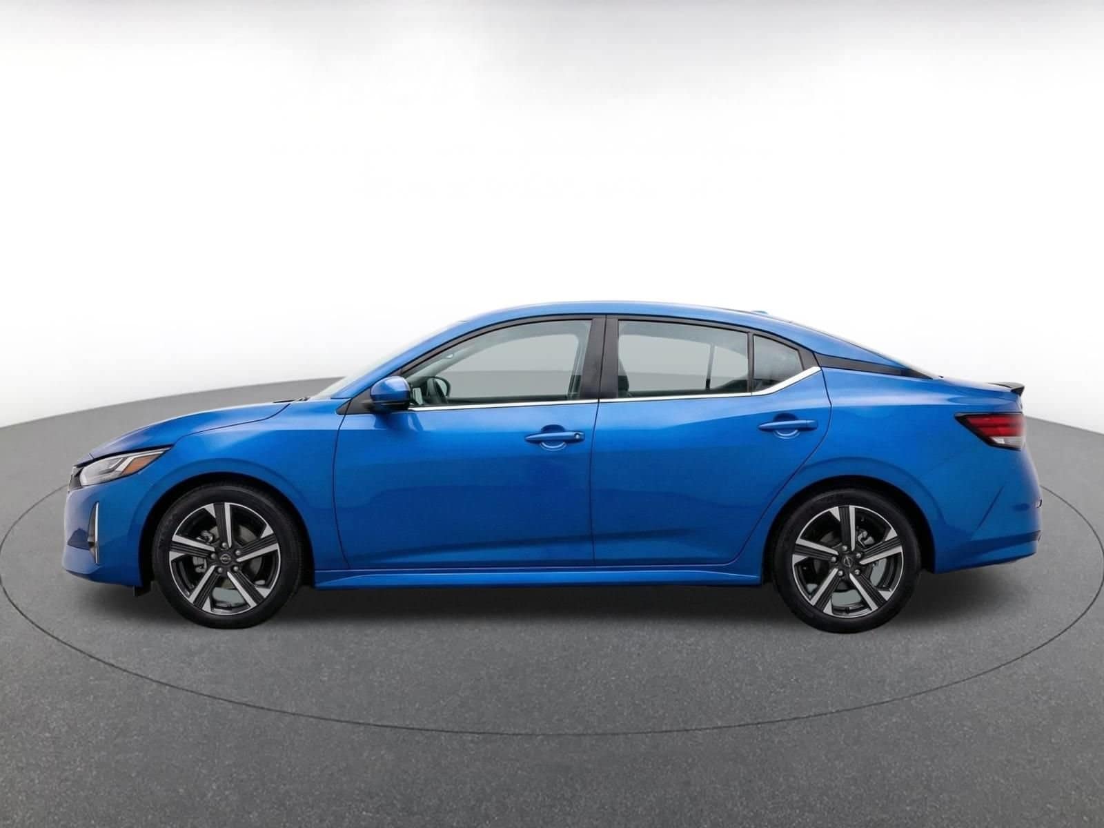 Thumbnail: 2025 Nissan Sentra - 4