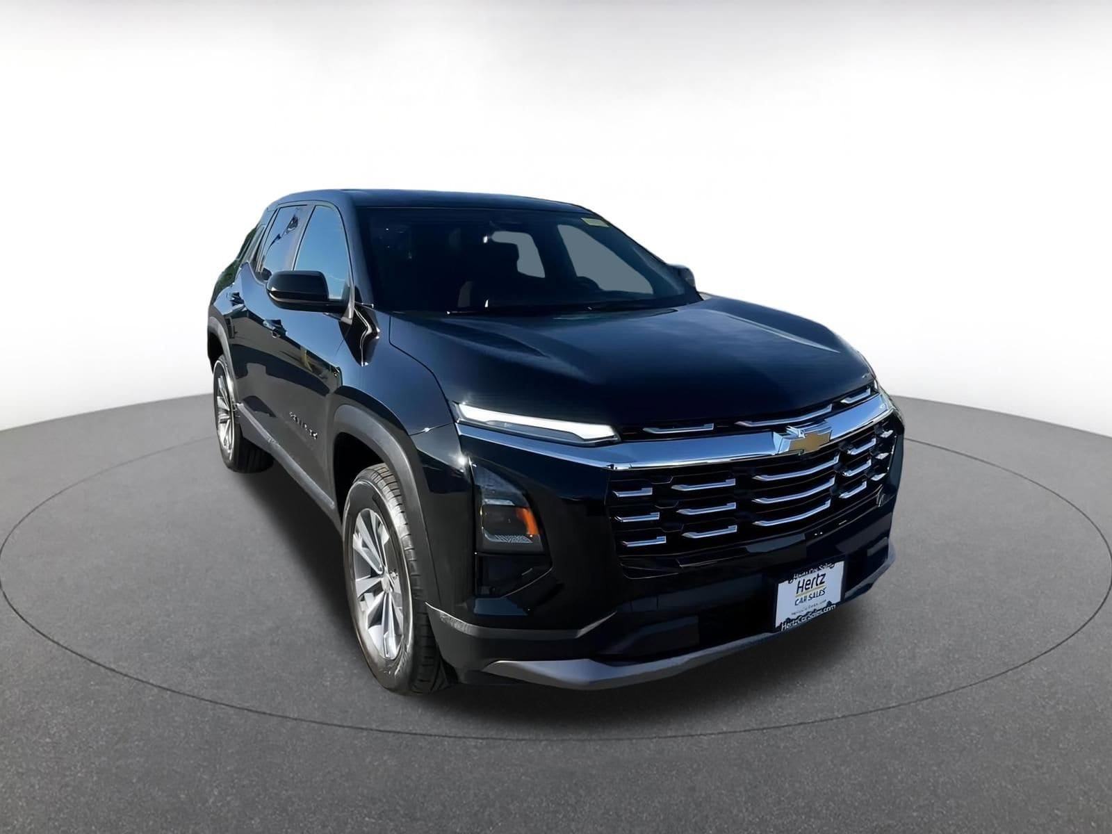 Thumbnail: 2025 Chevrolet Equinox - 3