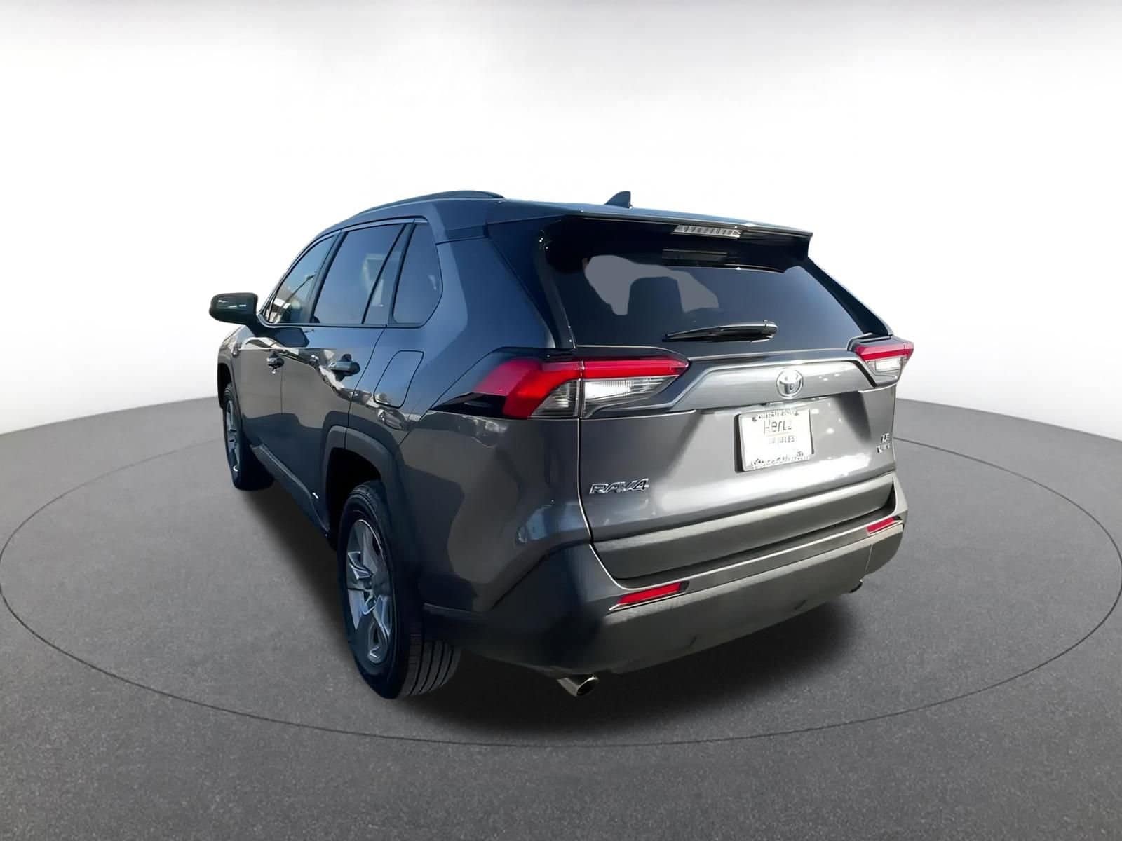 Thumbnail: 2025 Toyota RAV4 - 11