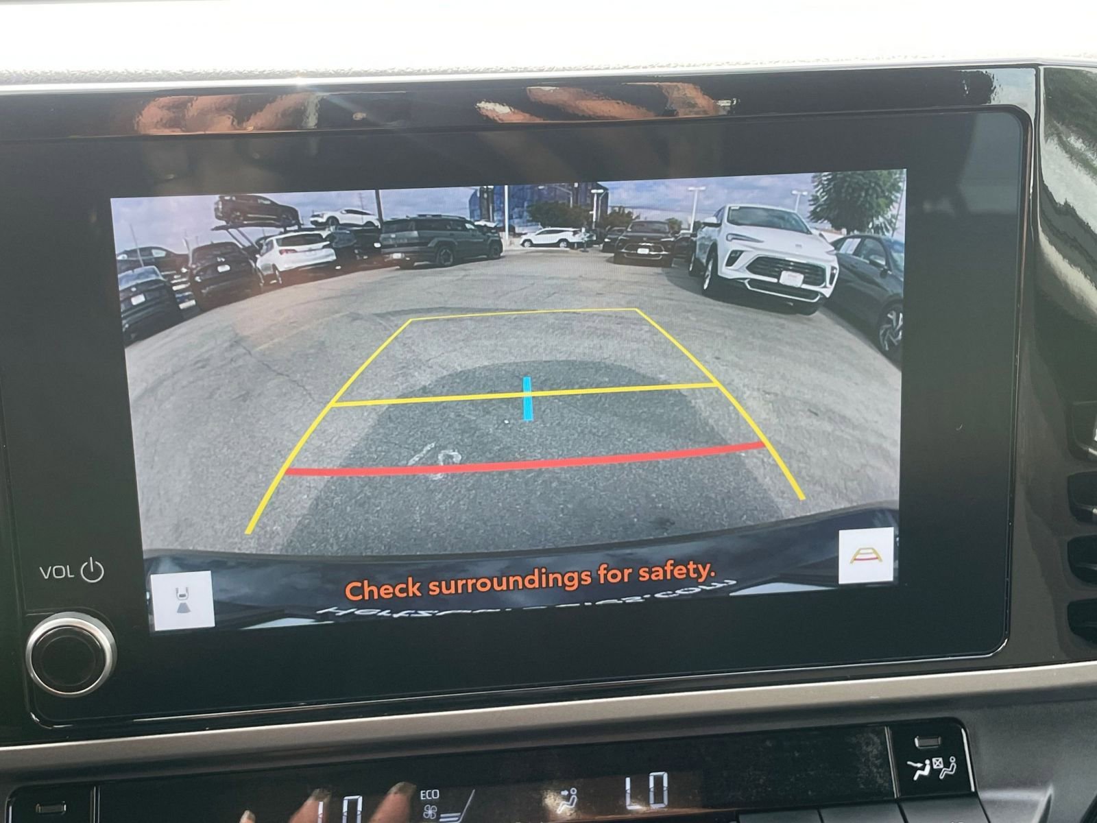 Thumbnail: 2025 Toyota Camry - 17