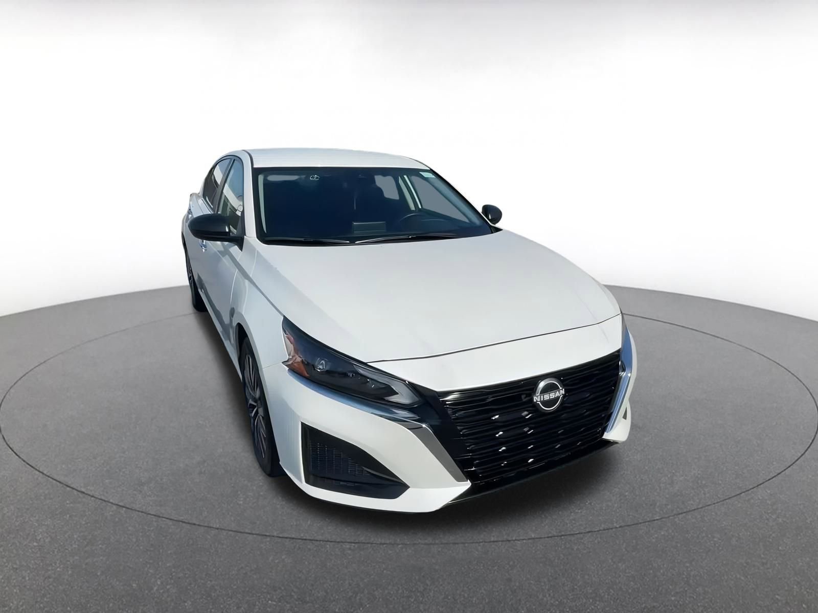 Thumbnail: 2024 Nissan Altima - 3