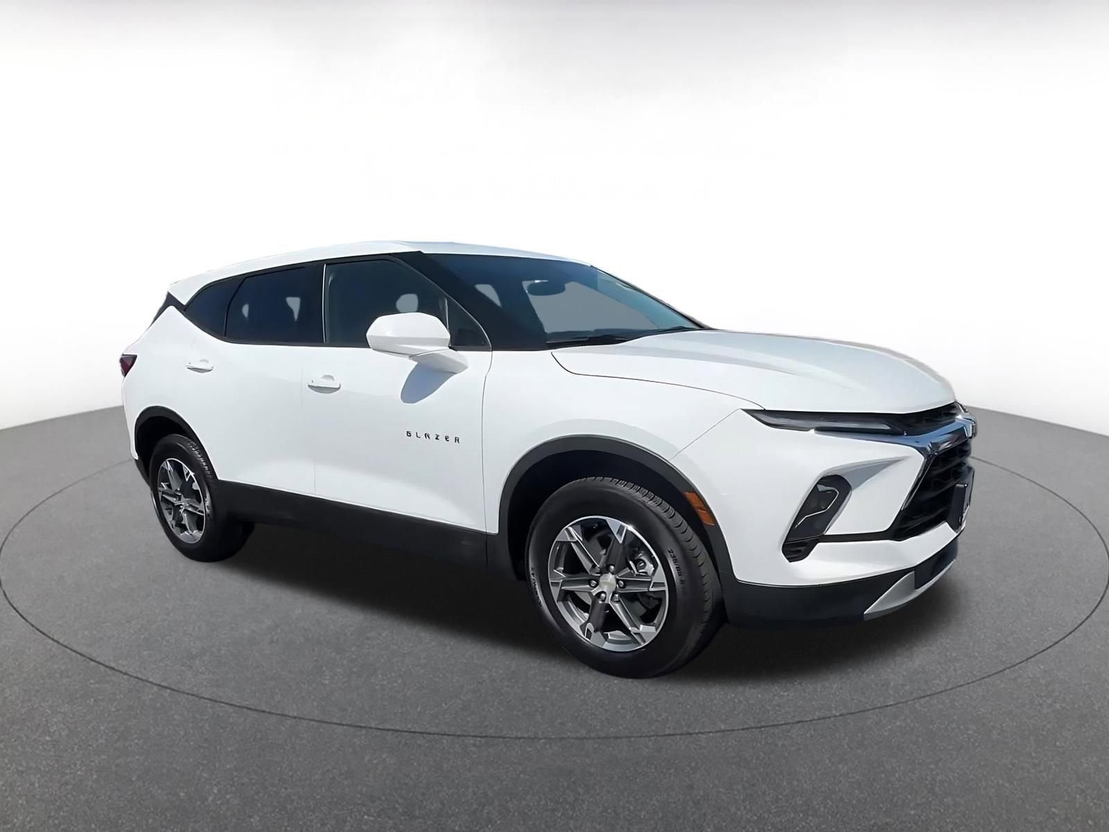 Thumbnail: 2025 Chevrolet Blazer - 2