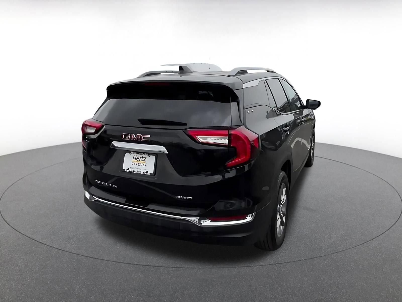 Thumbnail: 2024 GMC Terrain - 15