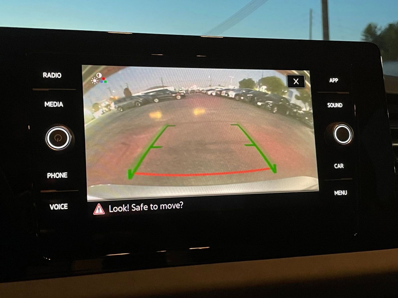 Thumbnail: 2025 Volkswagen Jetta - 17