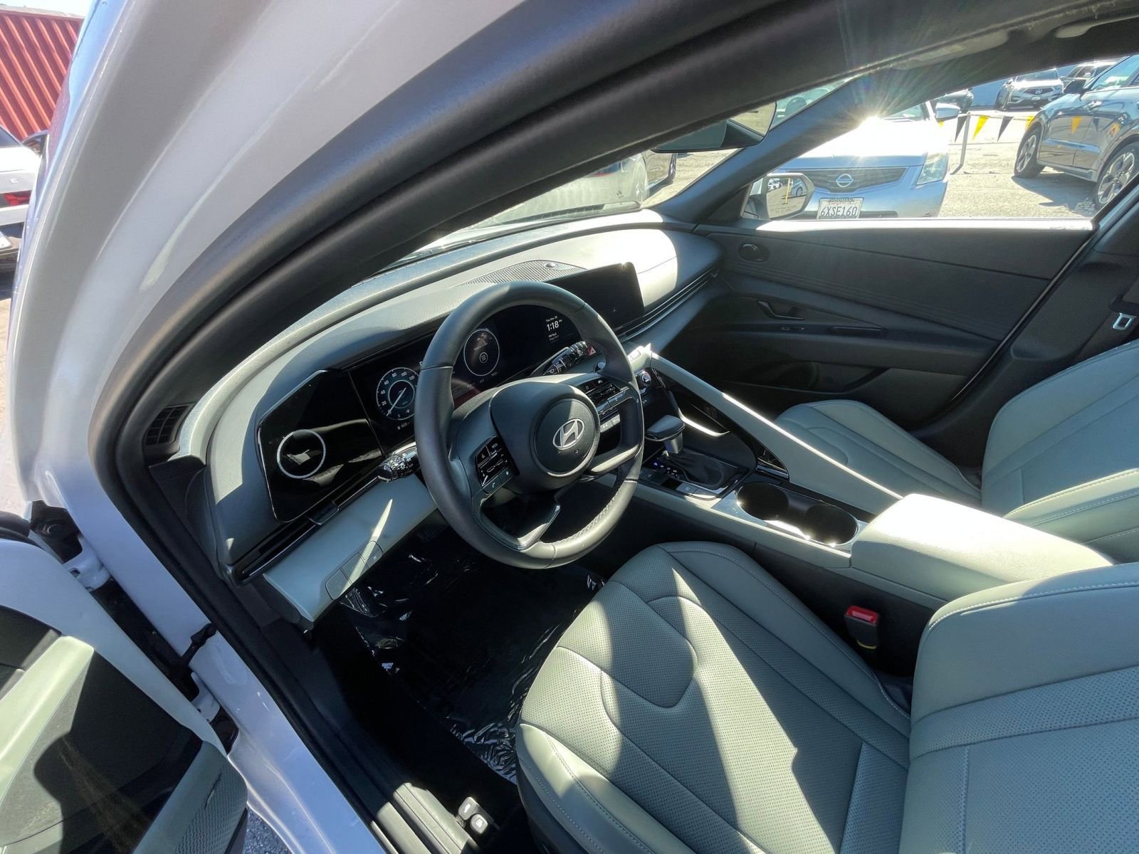 Thumbnail: 2025 Hyundai Elantra - 34