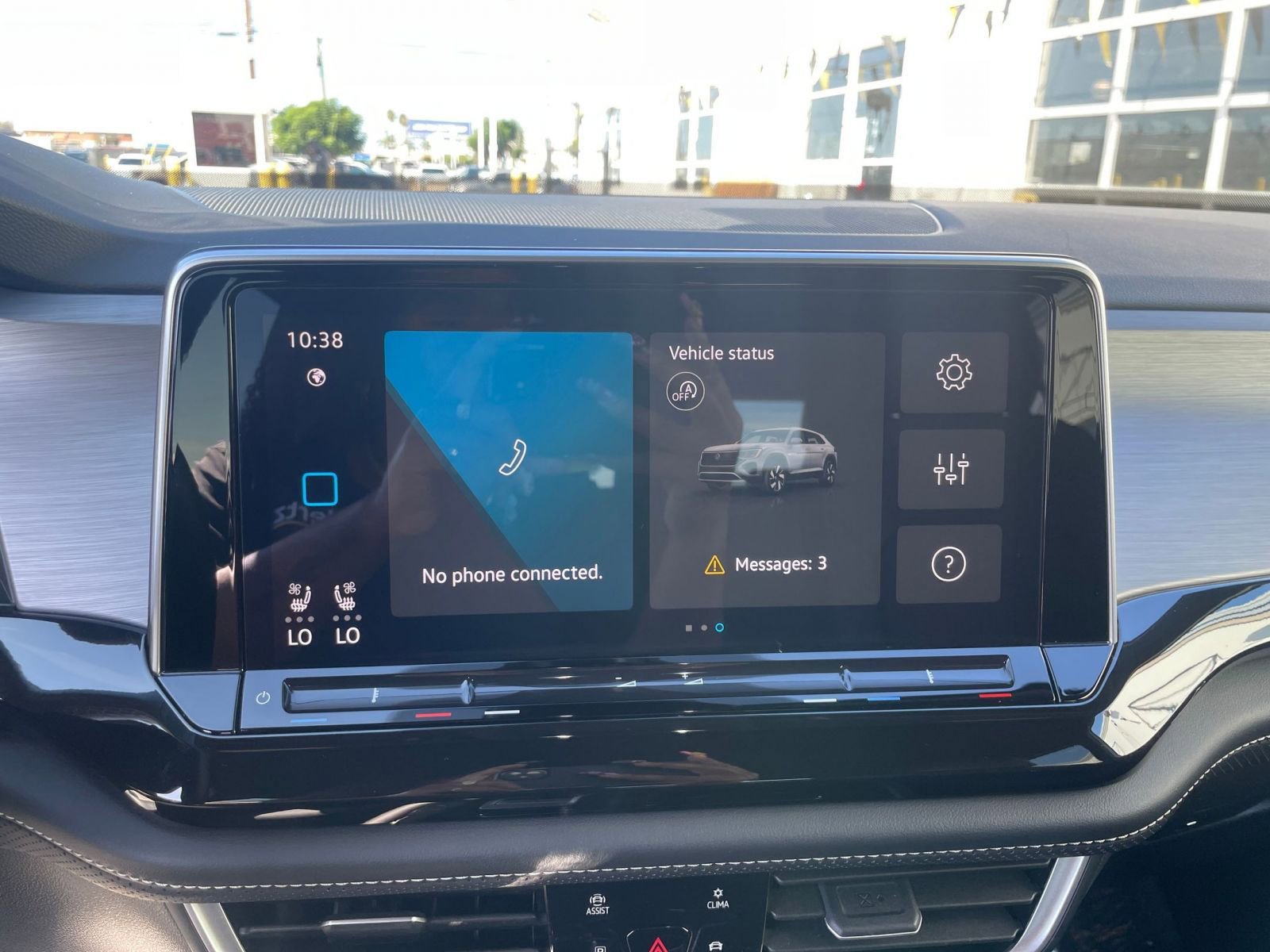 Thumbnail: 2025 Volkswagen Atlas - 21