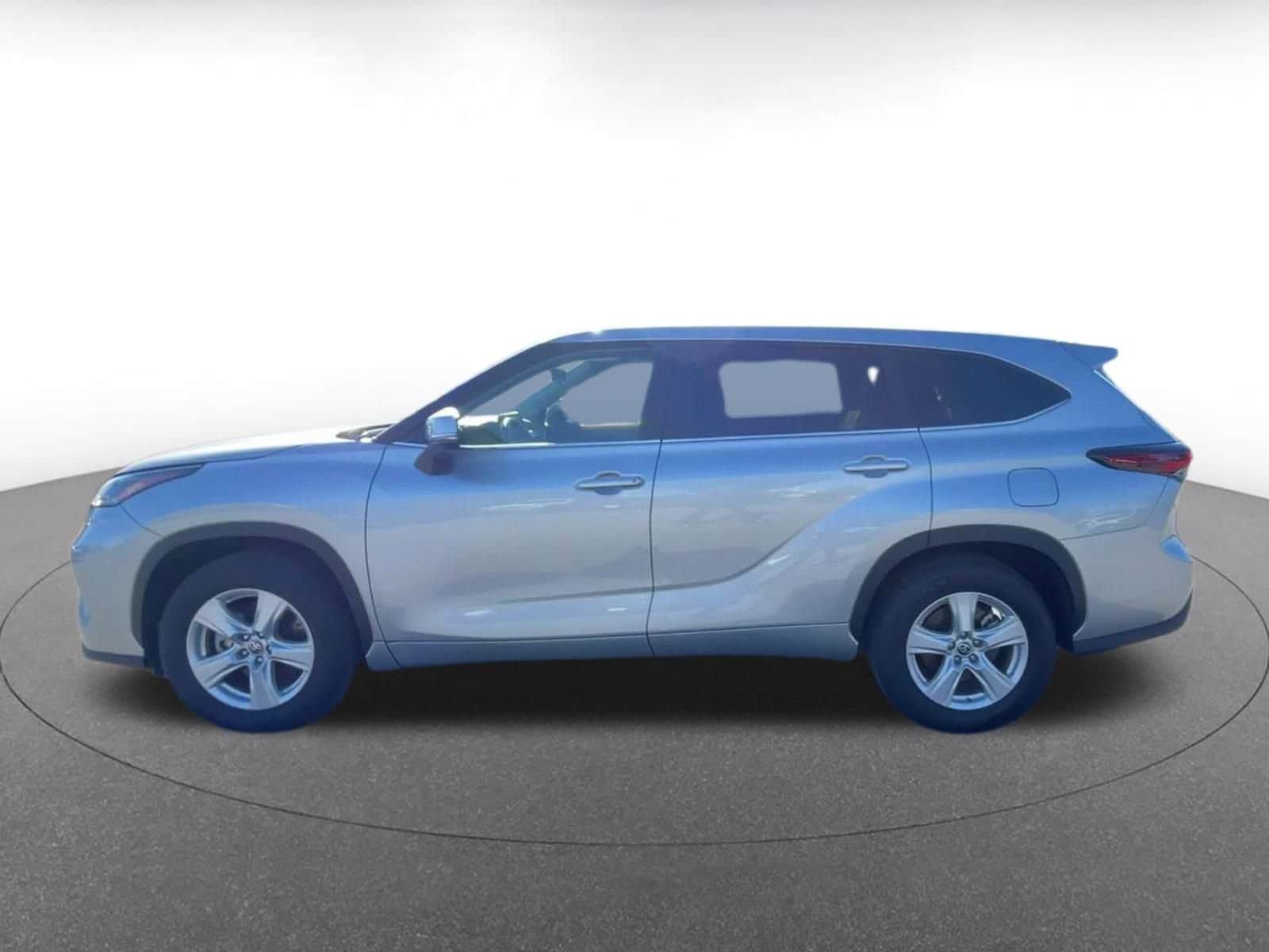 Thumbnail: 2025 Toyota Highlander - 9