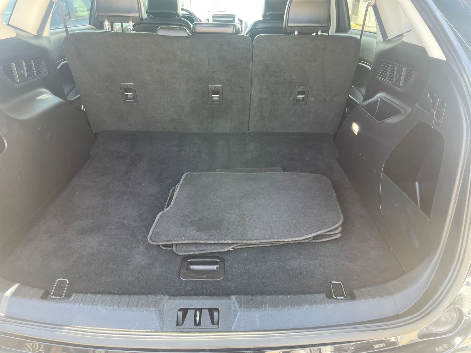 Thumbnail: 2024 Ford Edge - 31