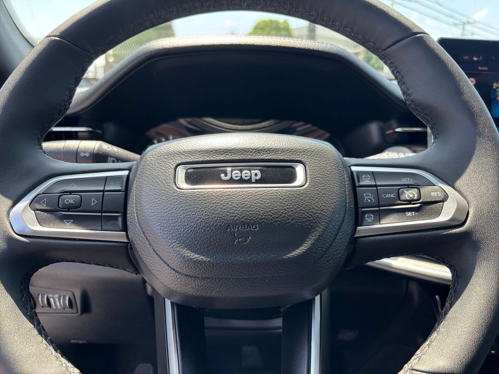 Thumbnail: 2025 Jeep Compass - 29