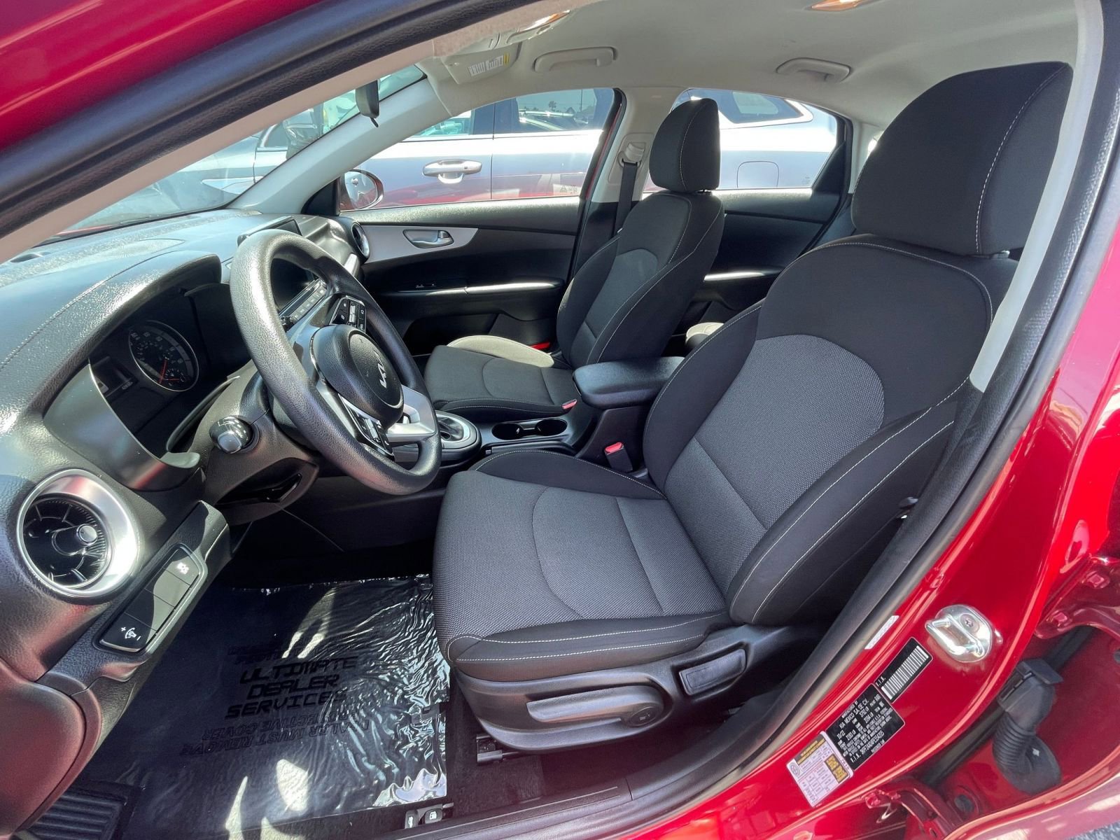 2023 Kia Forte LXS 27