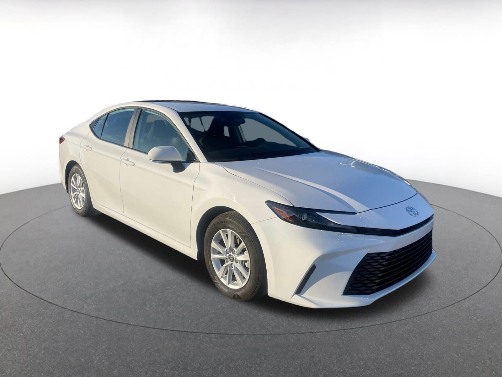 Thumbnail: 2025 Toyota Camry - 1