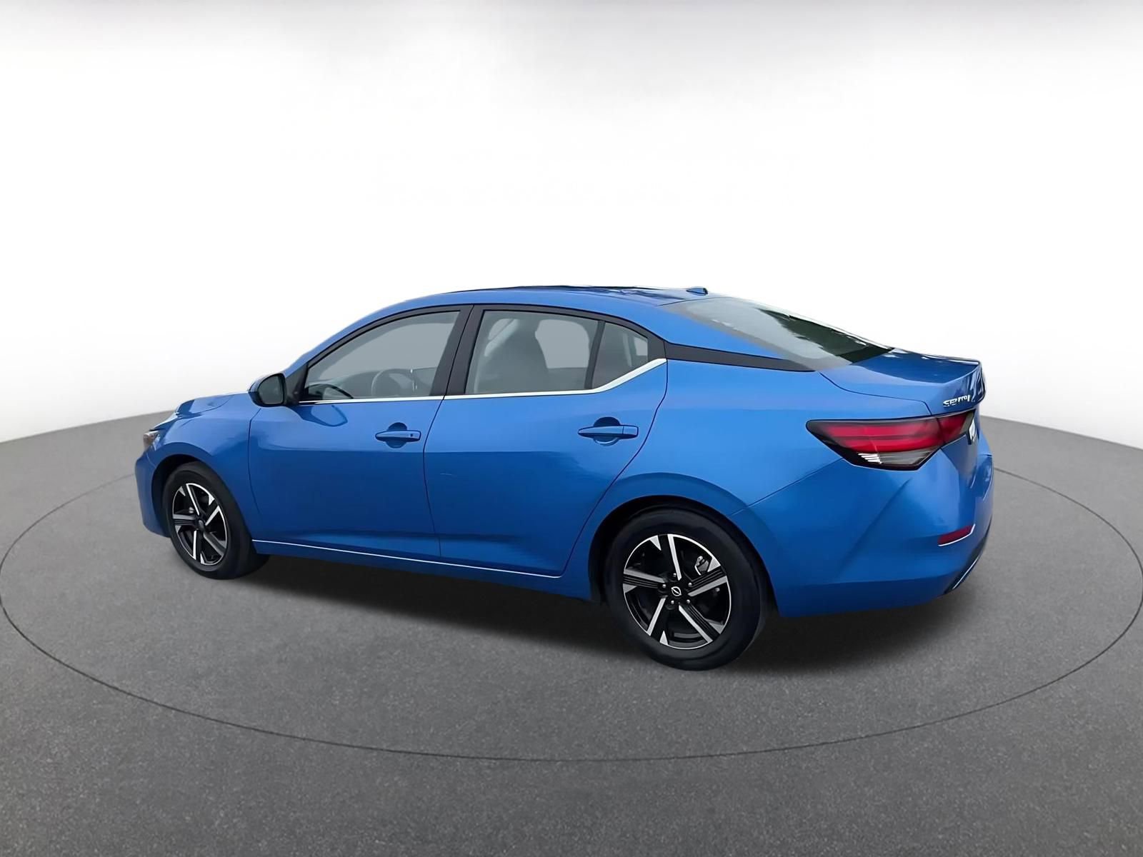 Thumbnail: 2025 Nissan Sentra - 10