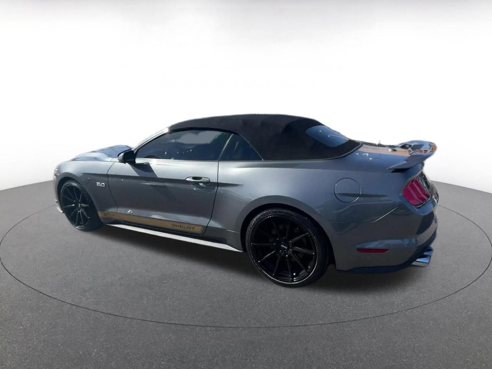 2022 Ford Mustang GT Premium 8