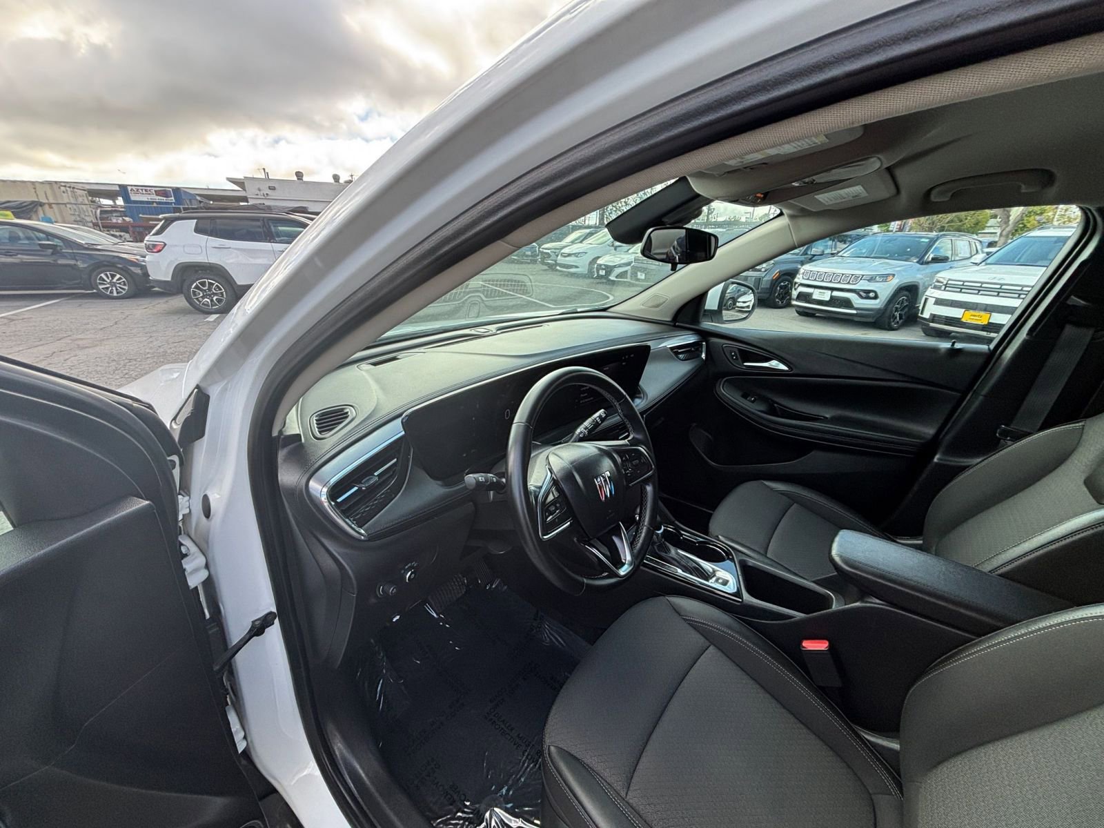 Thumbnail: 2025 Buick Encore GX - 35