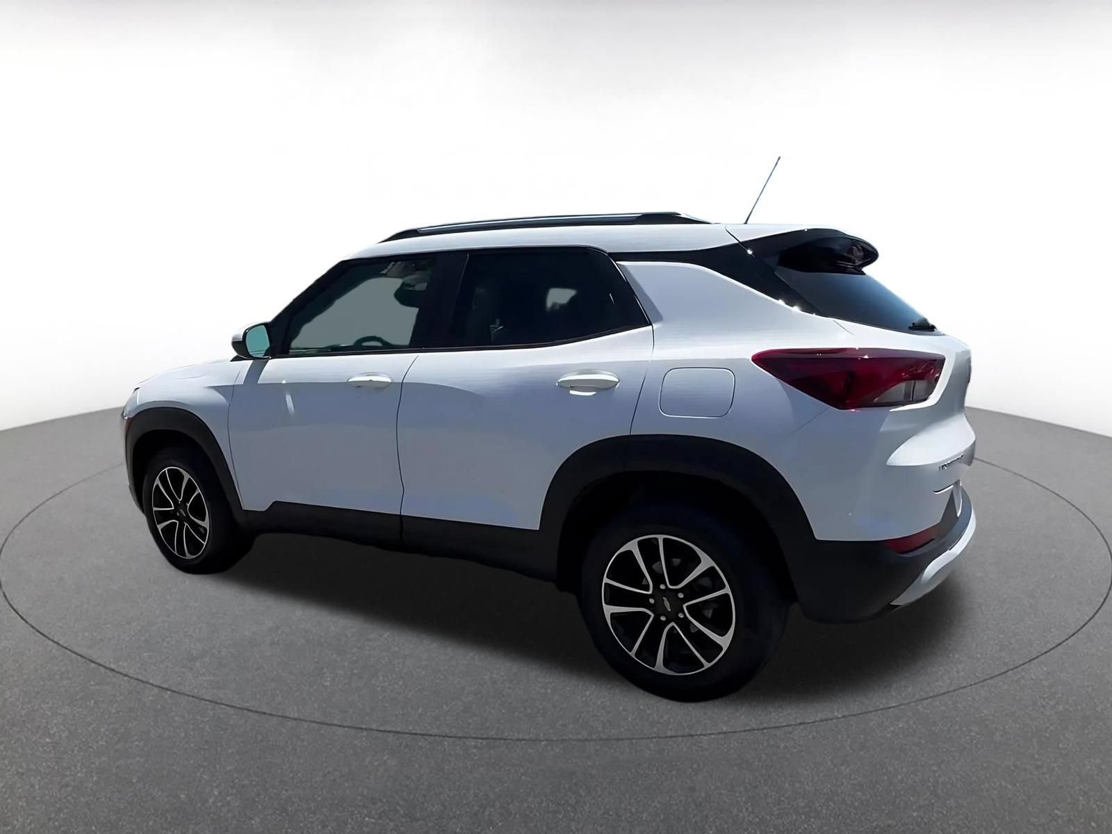 Thumbnail: 2025 Chevrolet TrailBlazer - 10