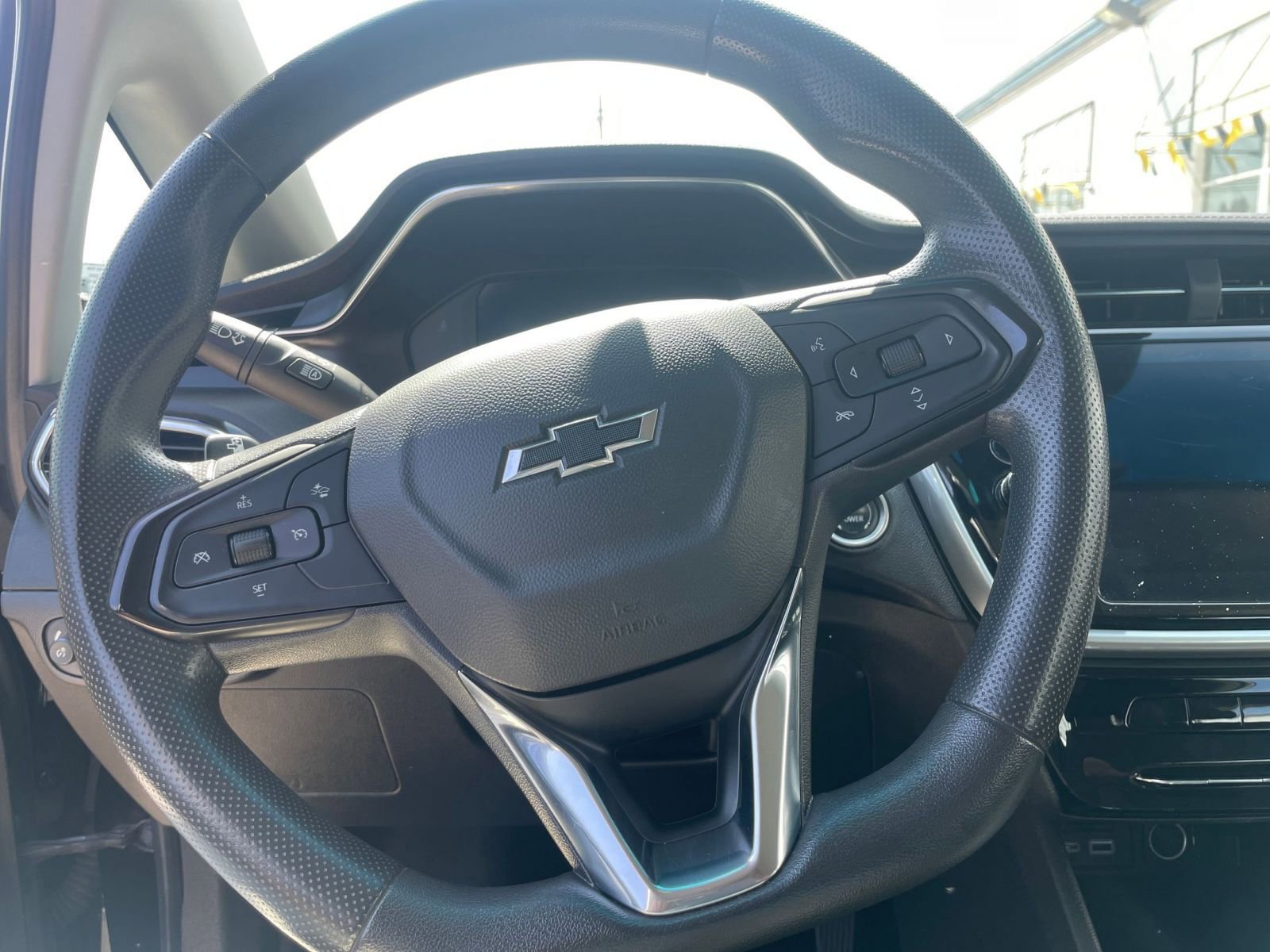 Thumbnail: 2023 Chevrolet Bolt EV - 32