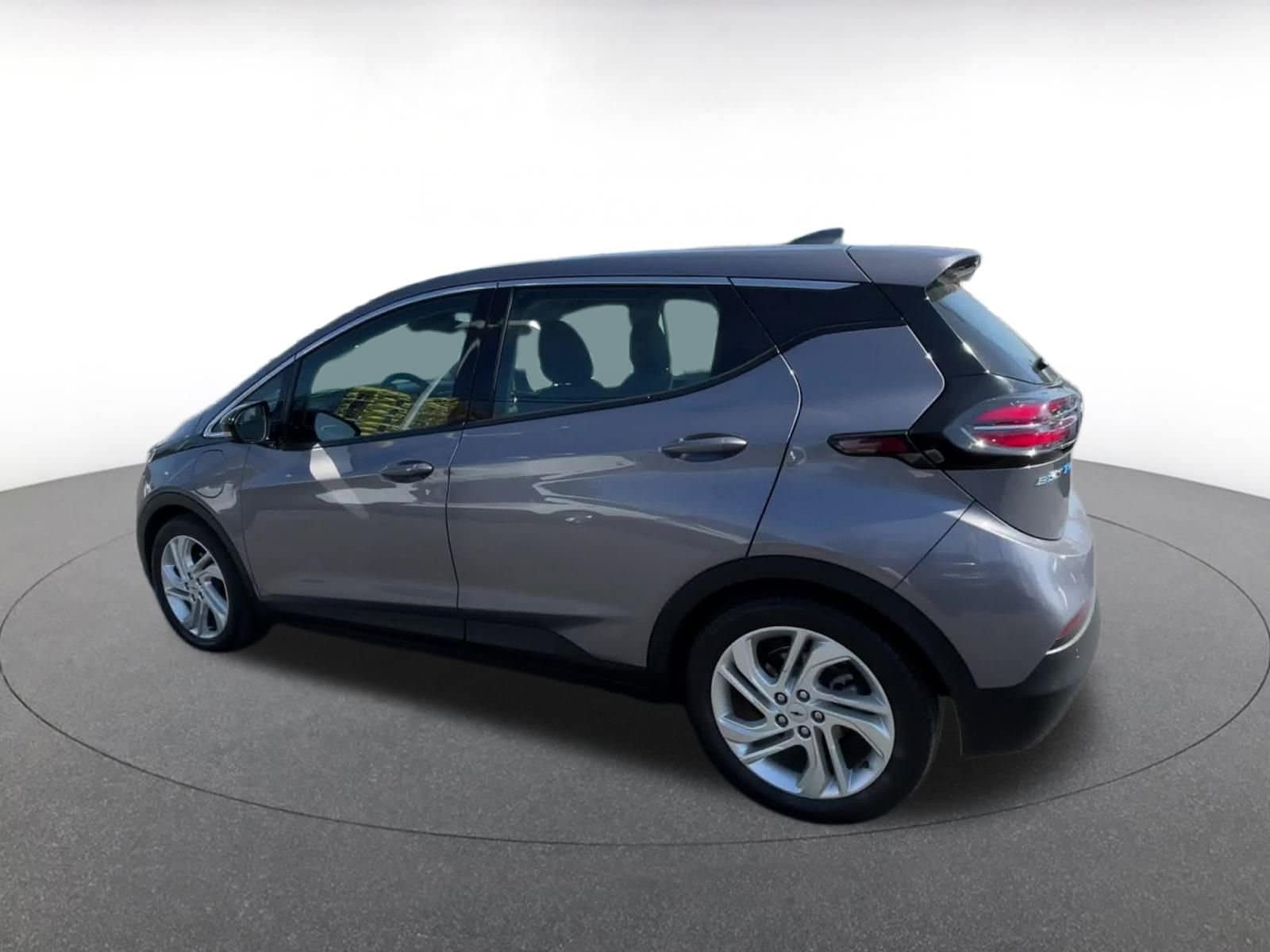Thumbnail: 2023 Chevrolet Bolt EV - 10